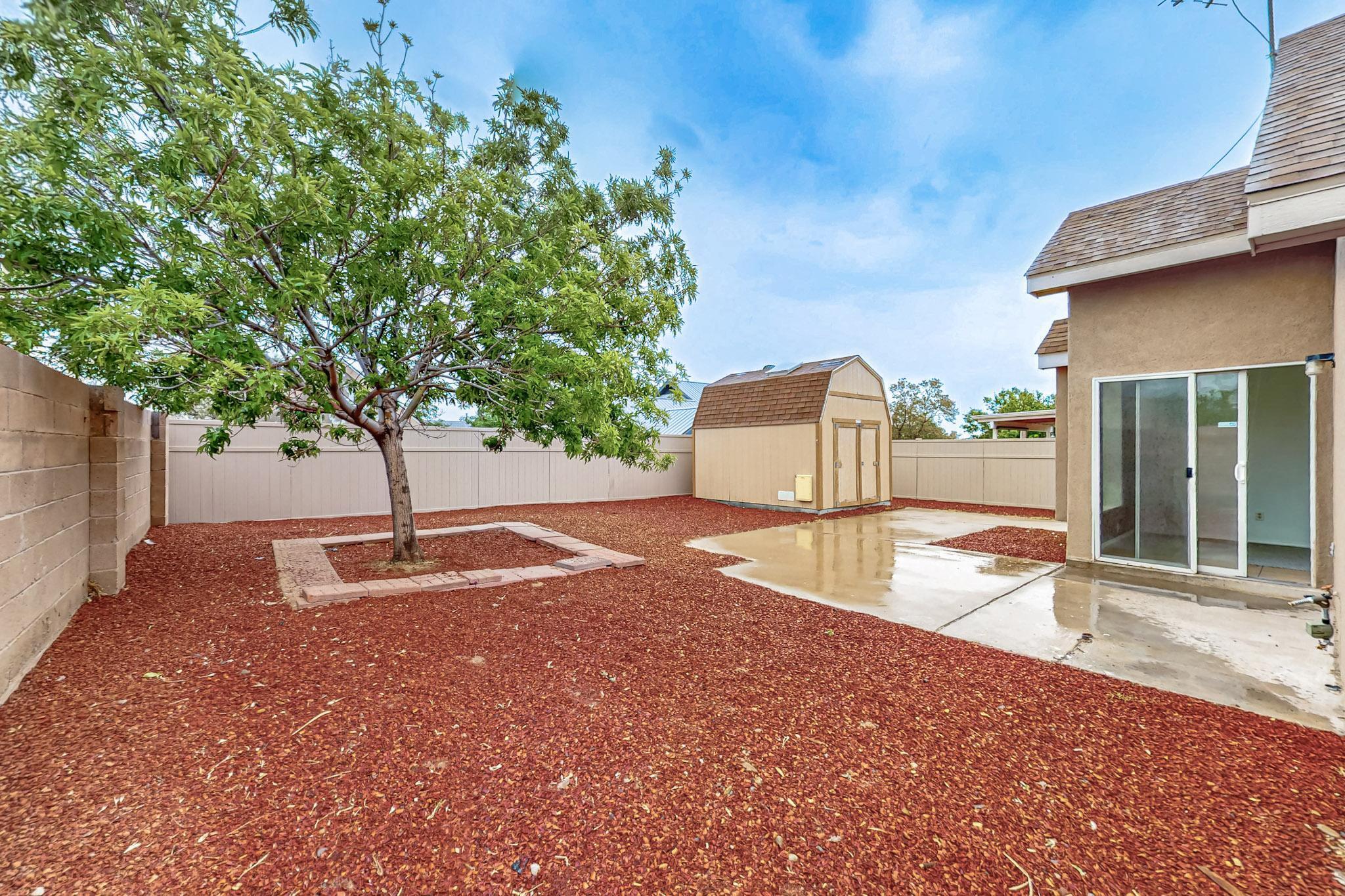 8409 GLYNVIEW Court NW