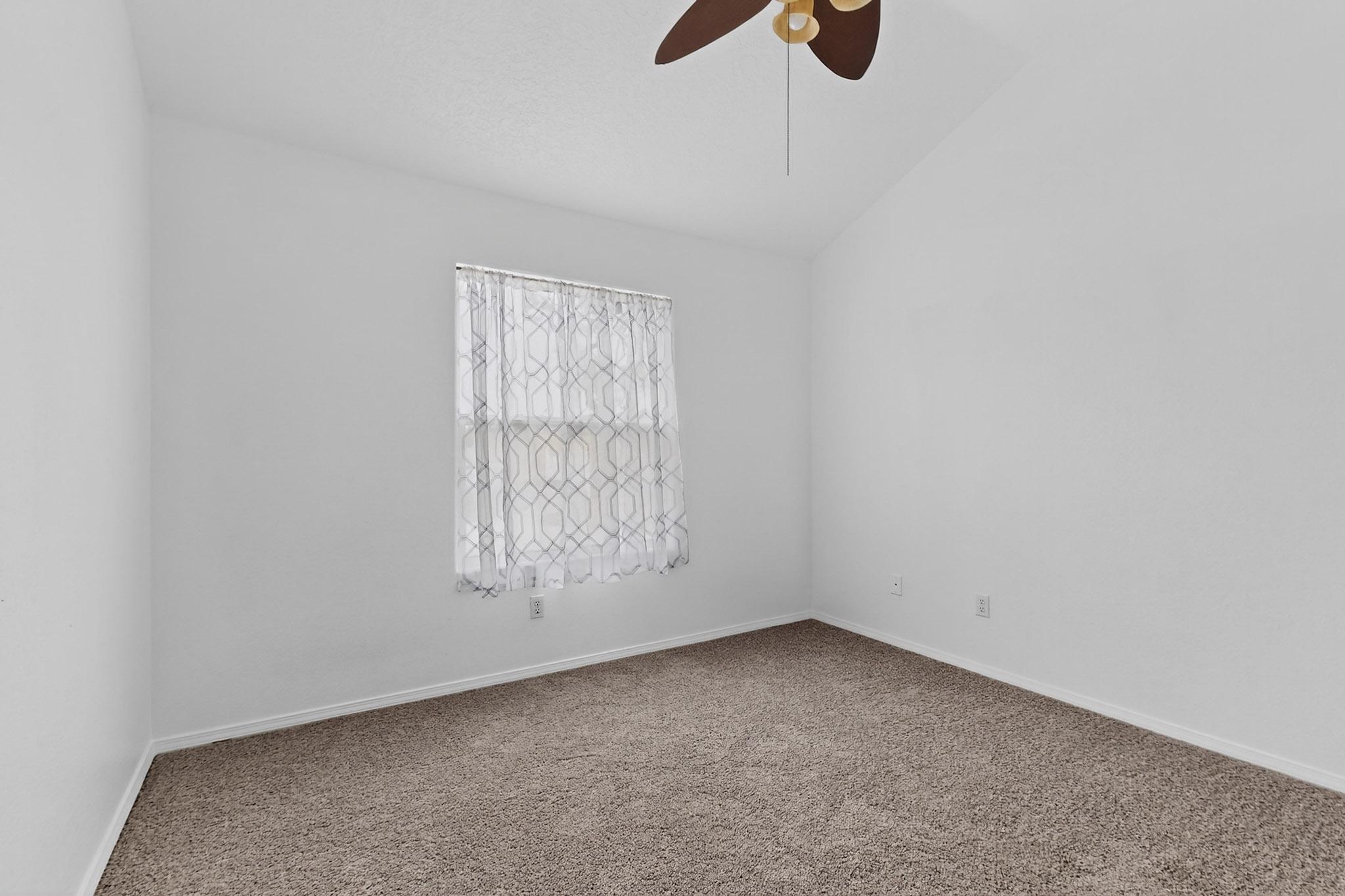 8409 GLYNVIEW Court NW