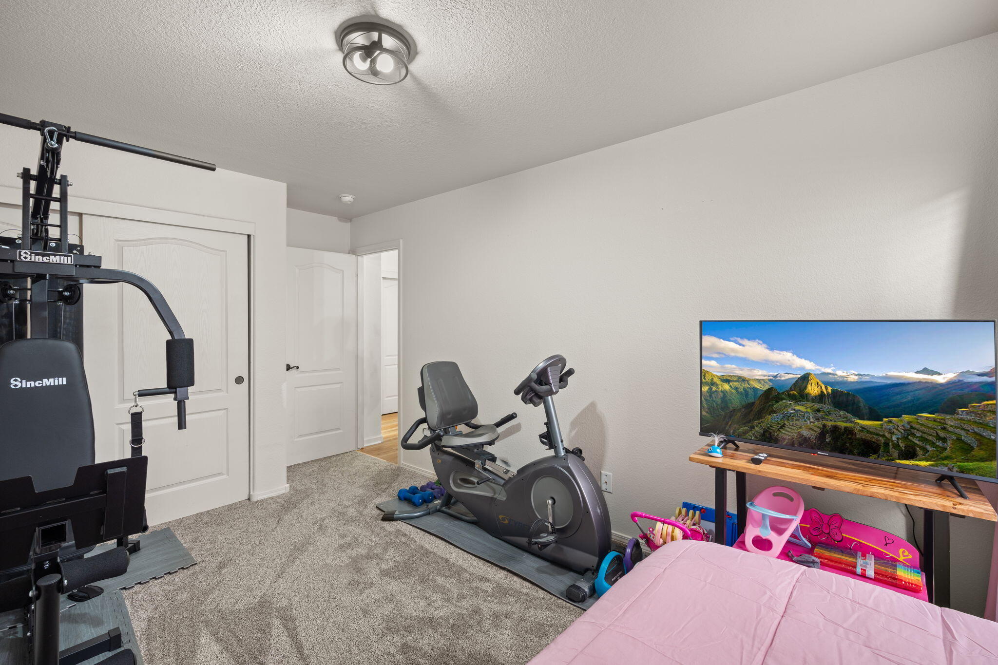 6020 LEGENDS Avenue NW