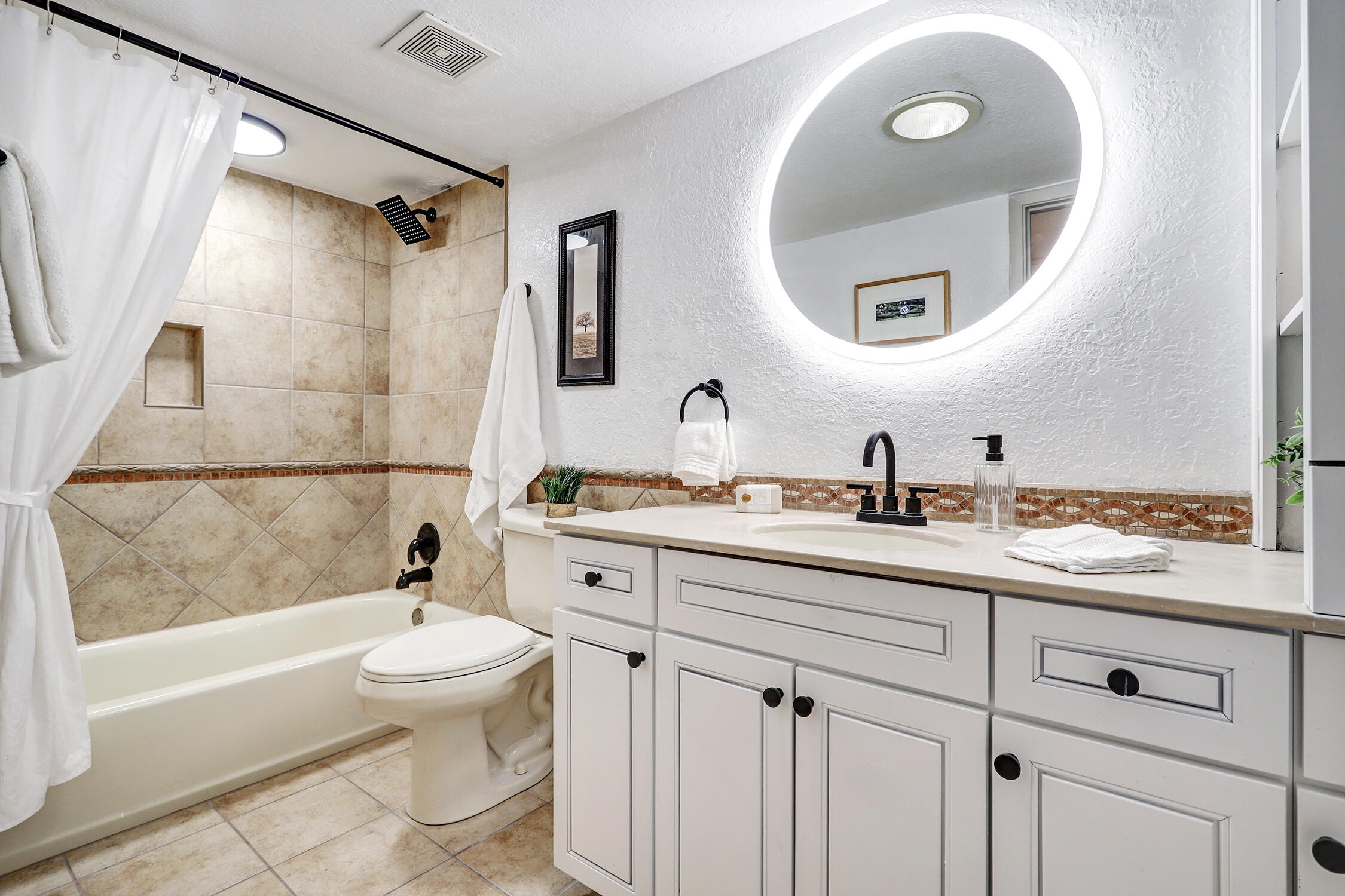 3900 Big Sky Drive NE