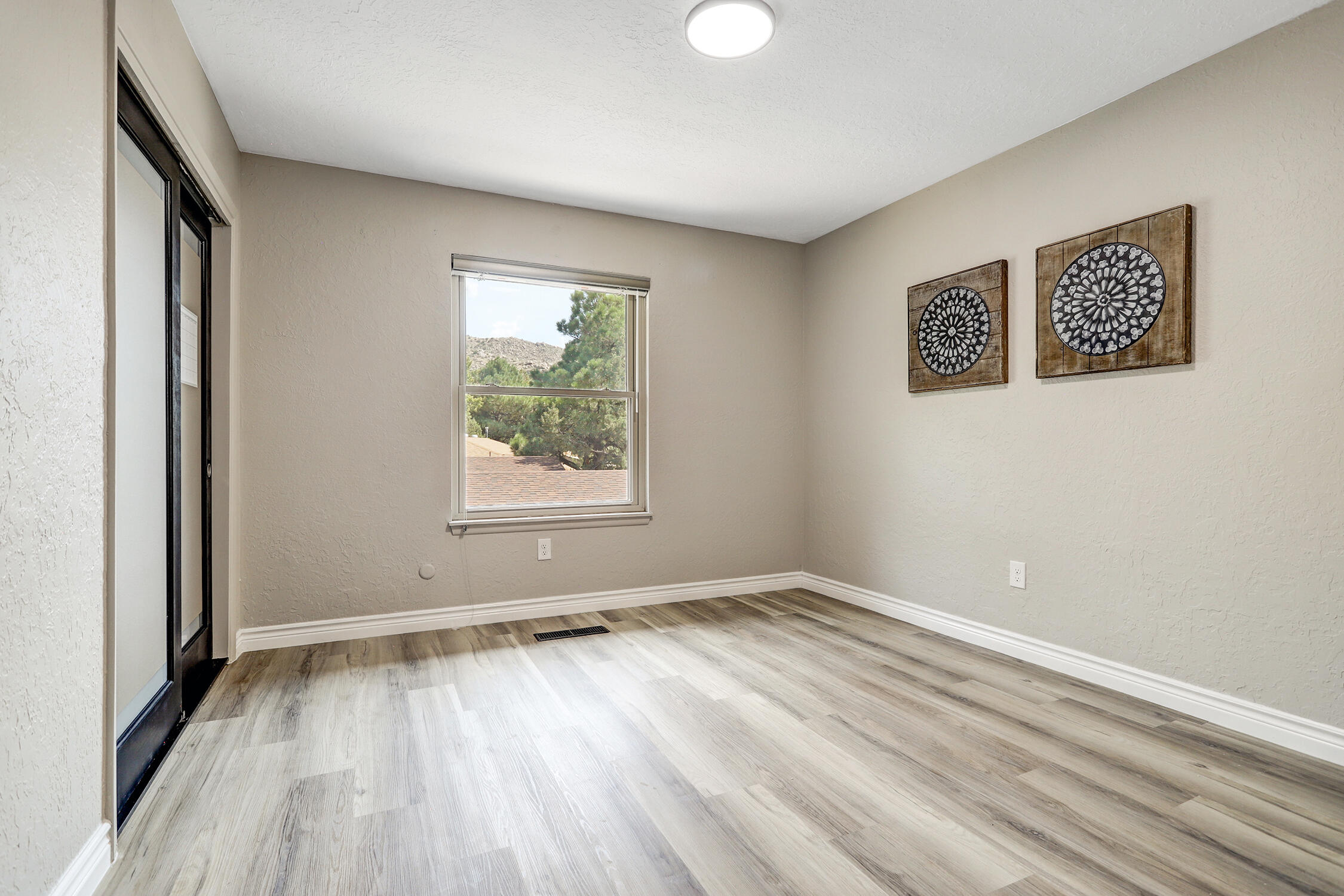 3900 Big Sky Drive NE