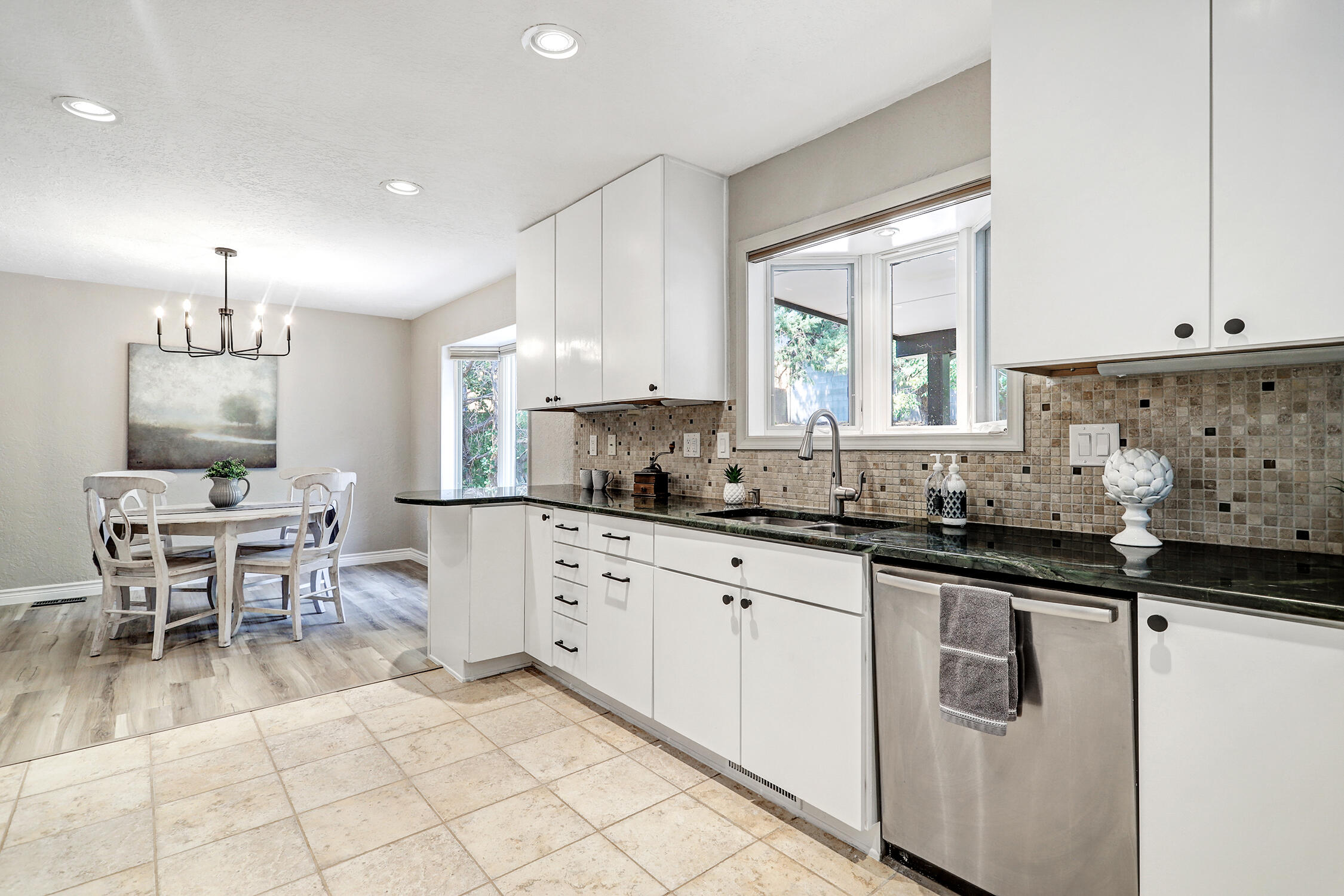 3900 Big Sky Drive NE