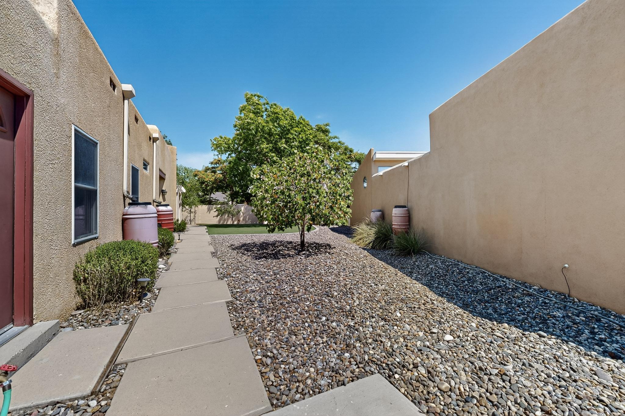 6147 MUSTANG Lane NW