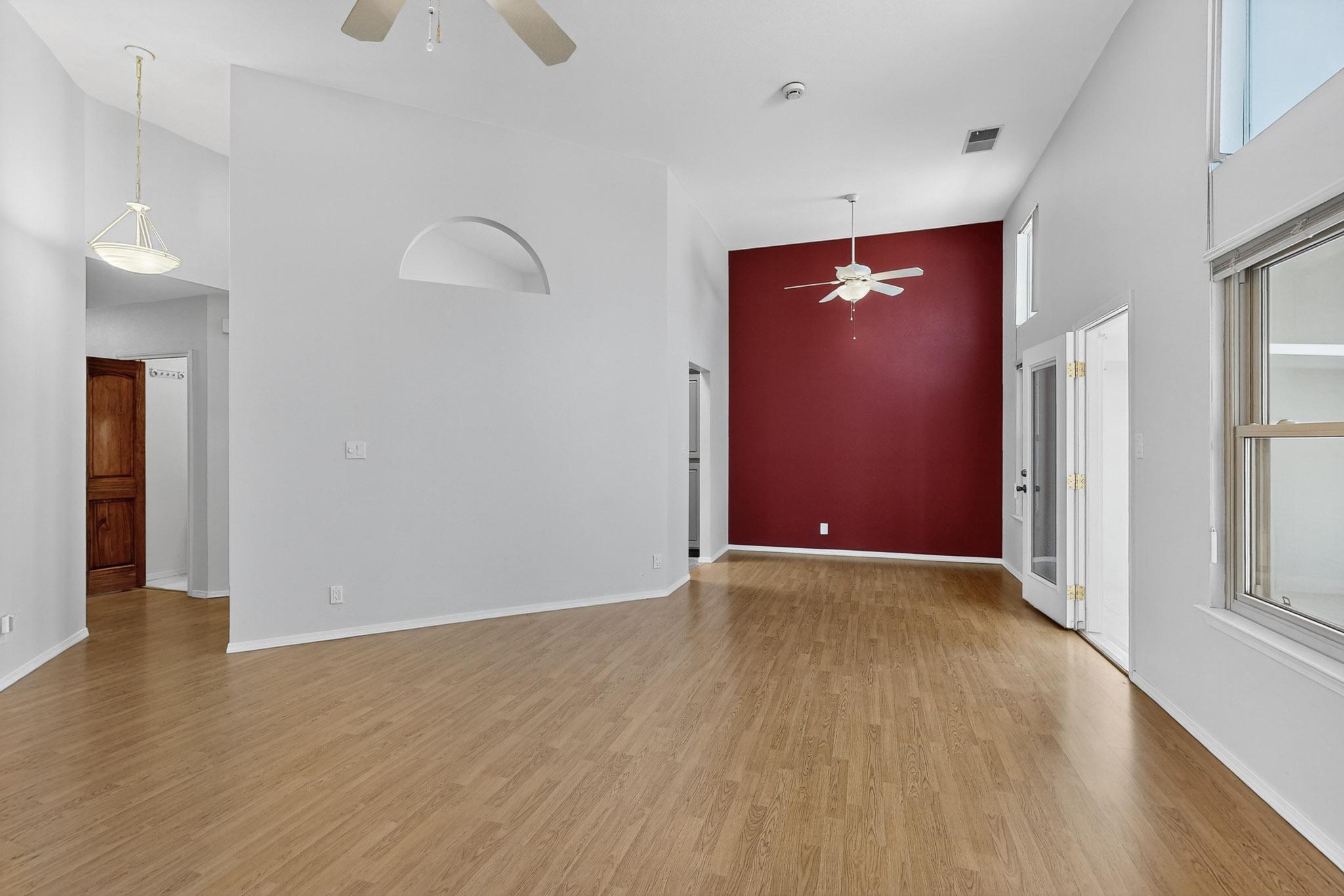 6147 MUSTANG Lane NW