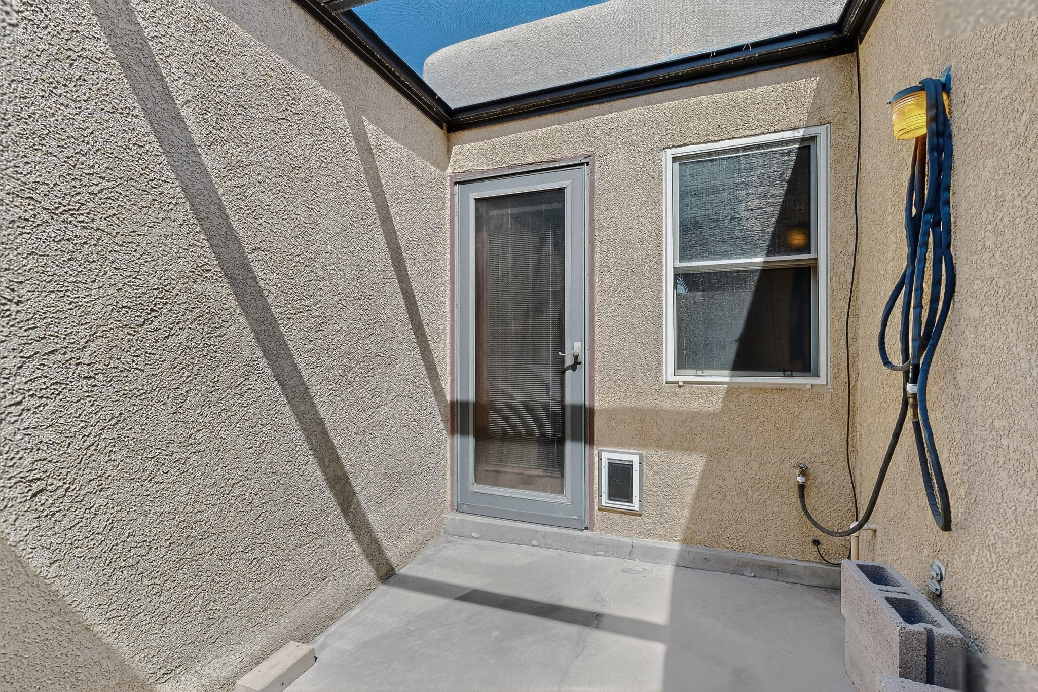 6147 MUSTANG Lane NW