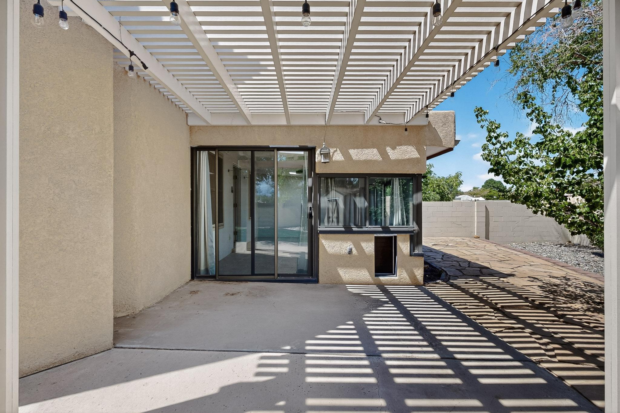 6147 MUSTANG Lane NW