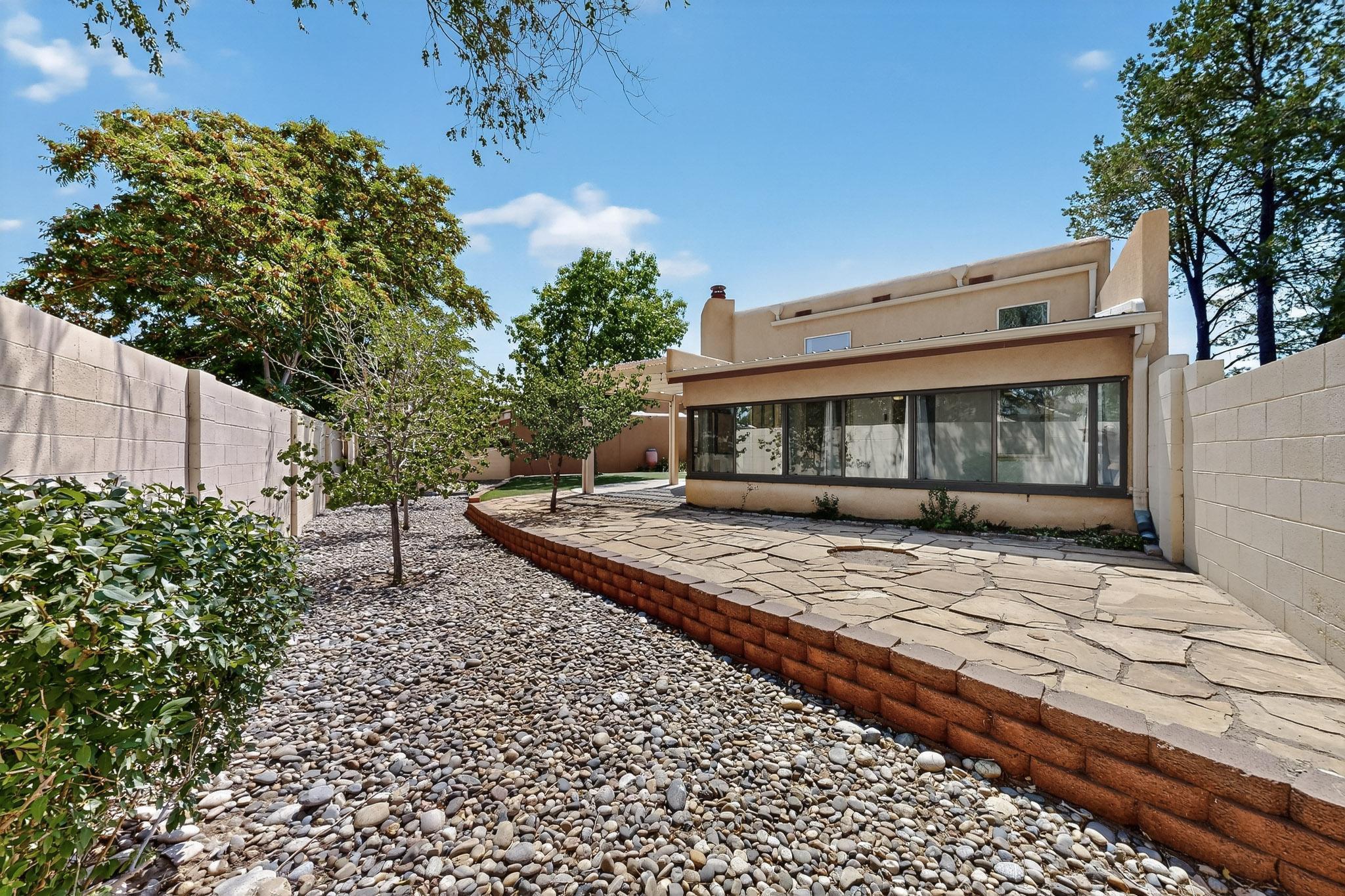 6147 MUSTANG Lane NW