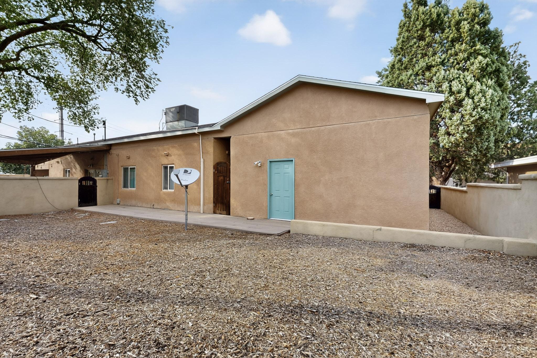 3600 LA HACIENDA Drive NE