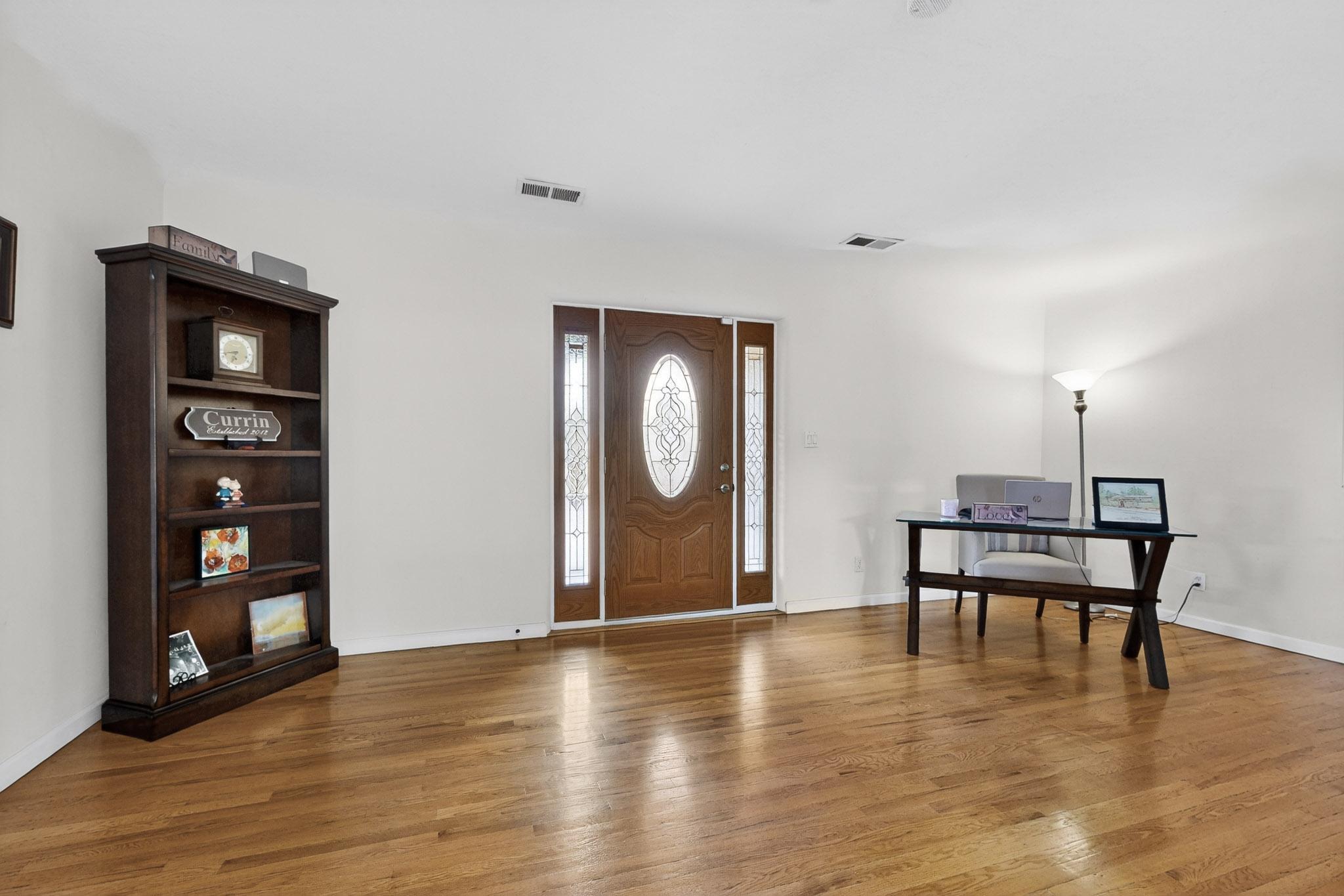 3600 LA HACIENDA Drive NE