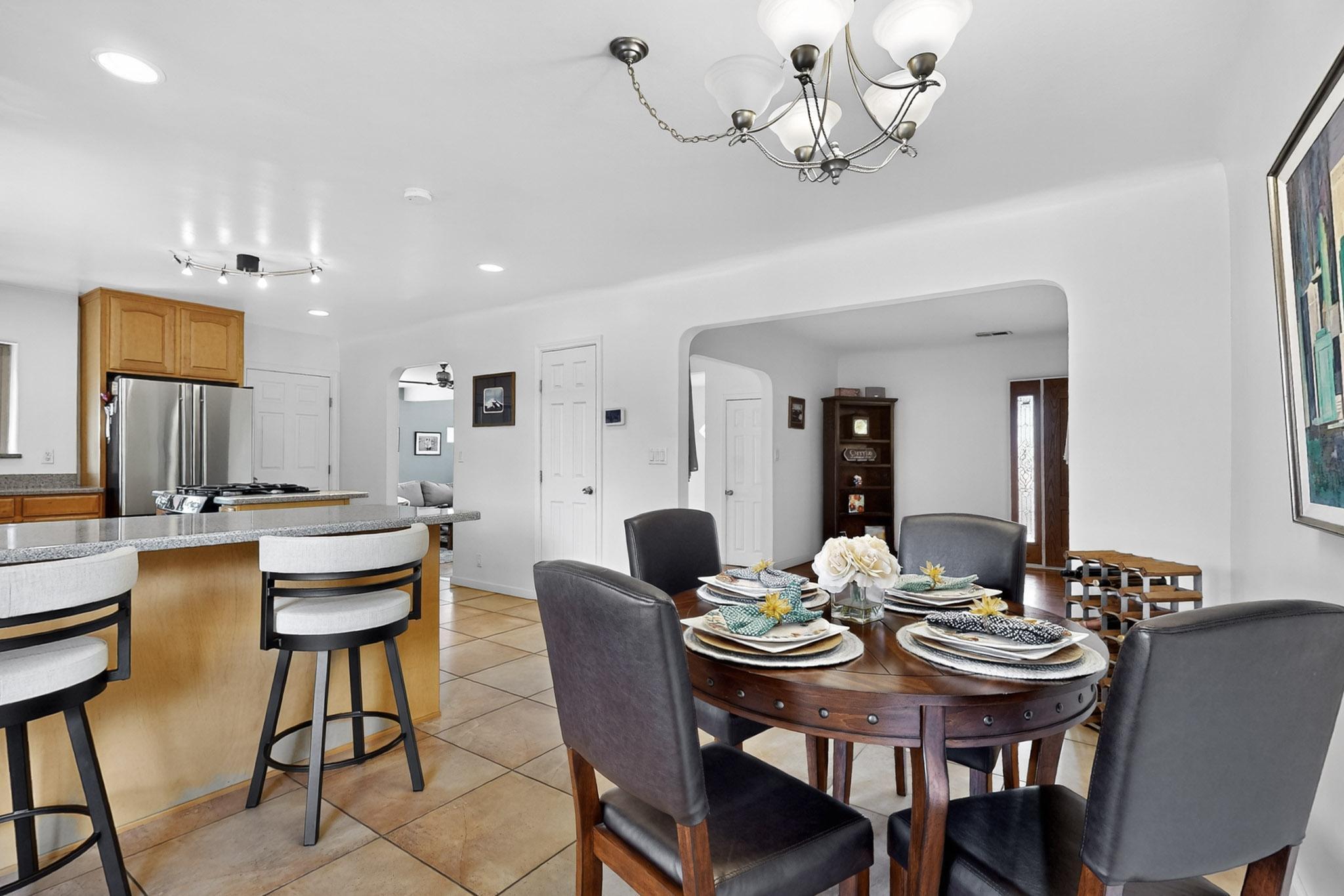 3600 LA HACIENDA Drive NE