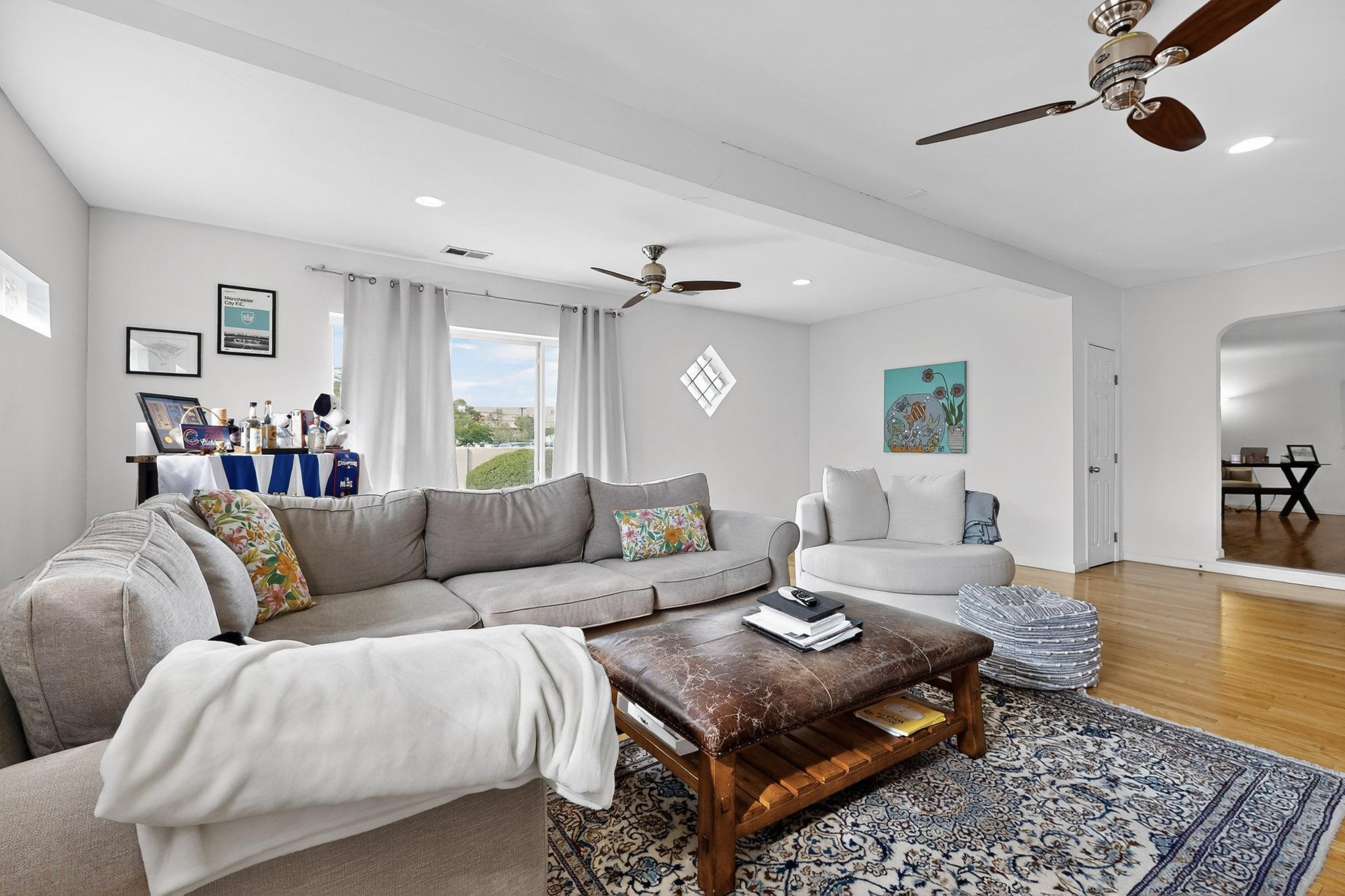 3600 LA HACIENDA Drive NE