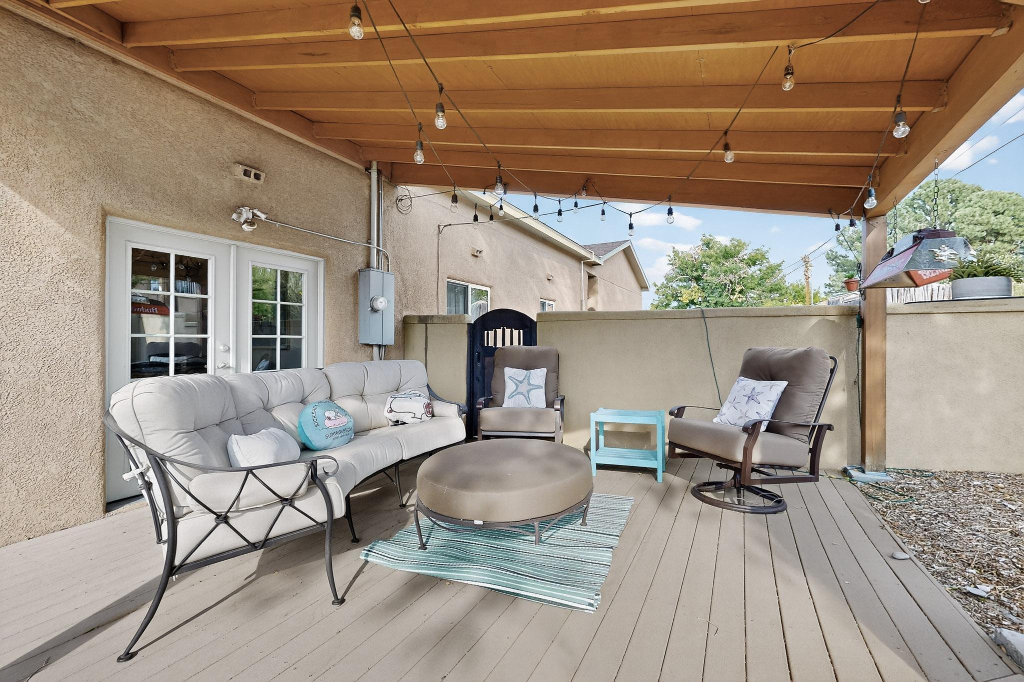 3600 LA HACIENDA Drive NE