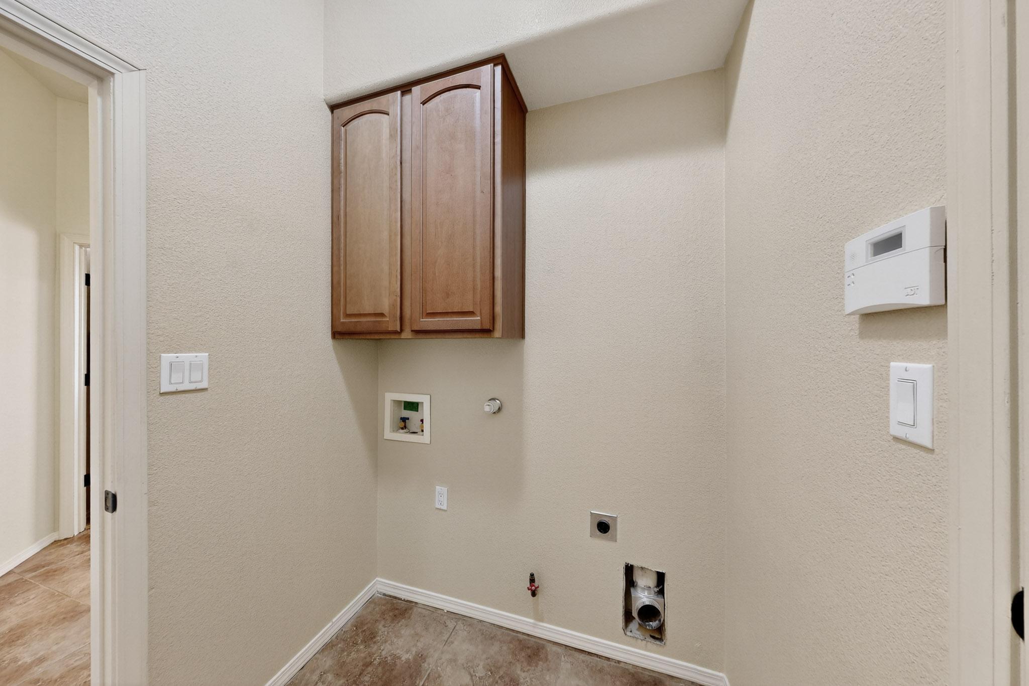 1875 War Admiral Drive SE