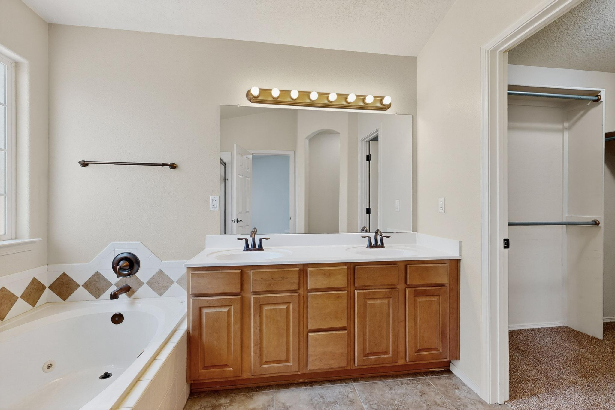 1875 War Admiral Drive SE