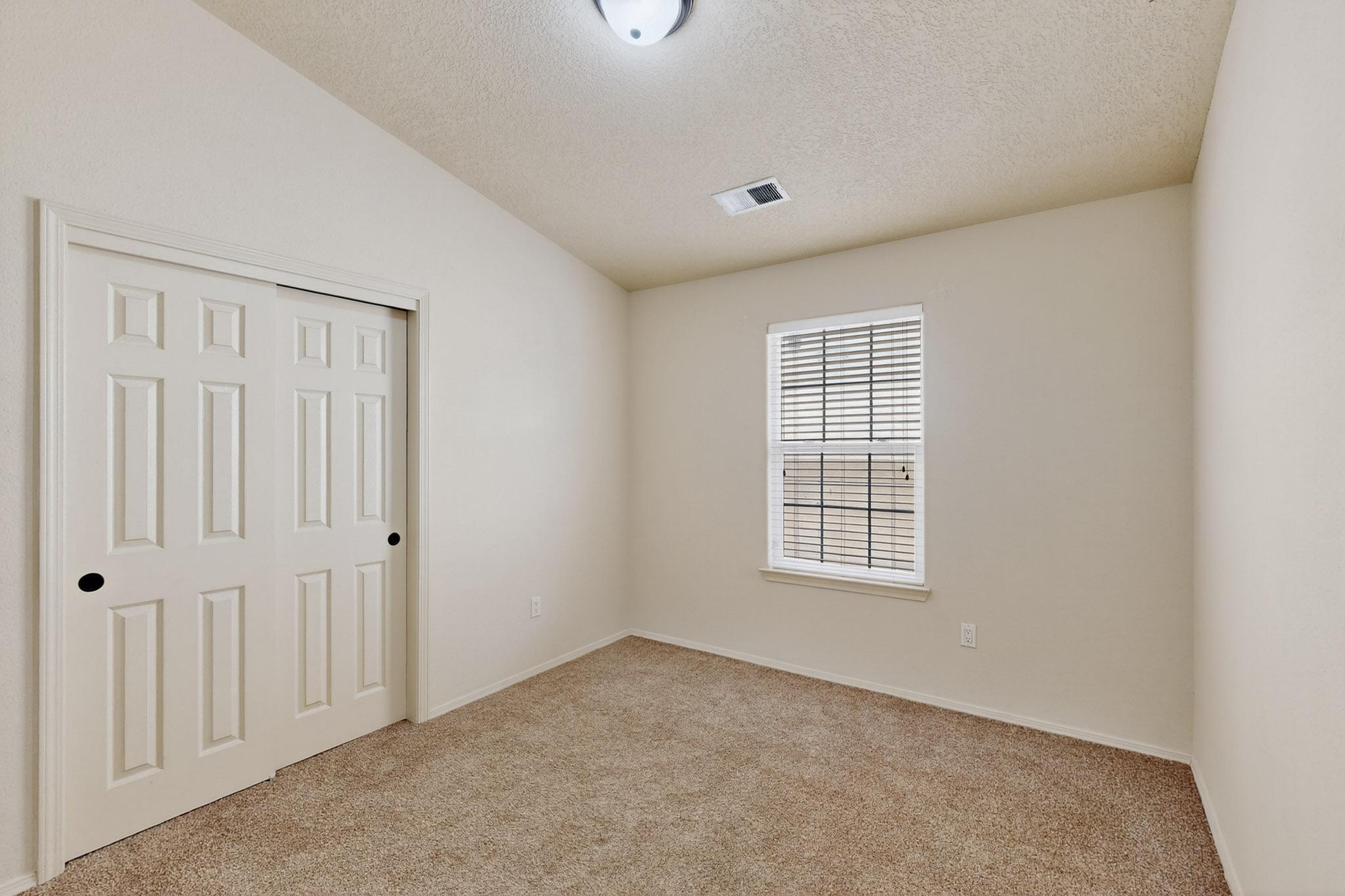 1875 War Admiral Drive SE