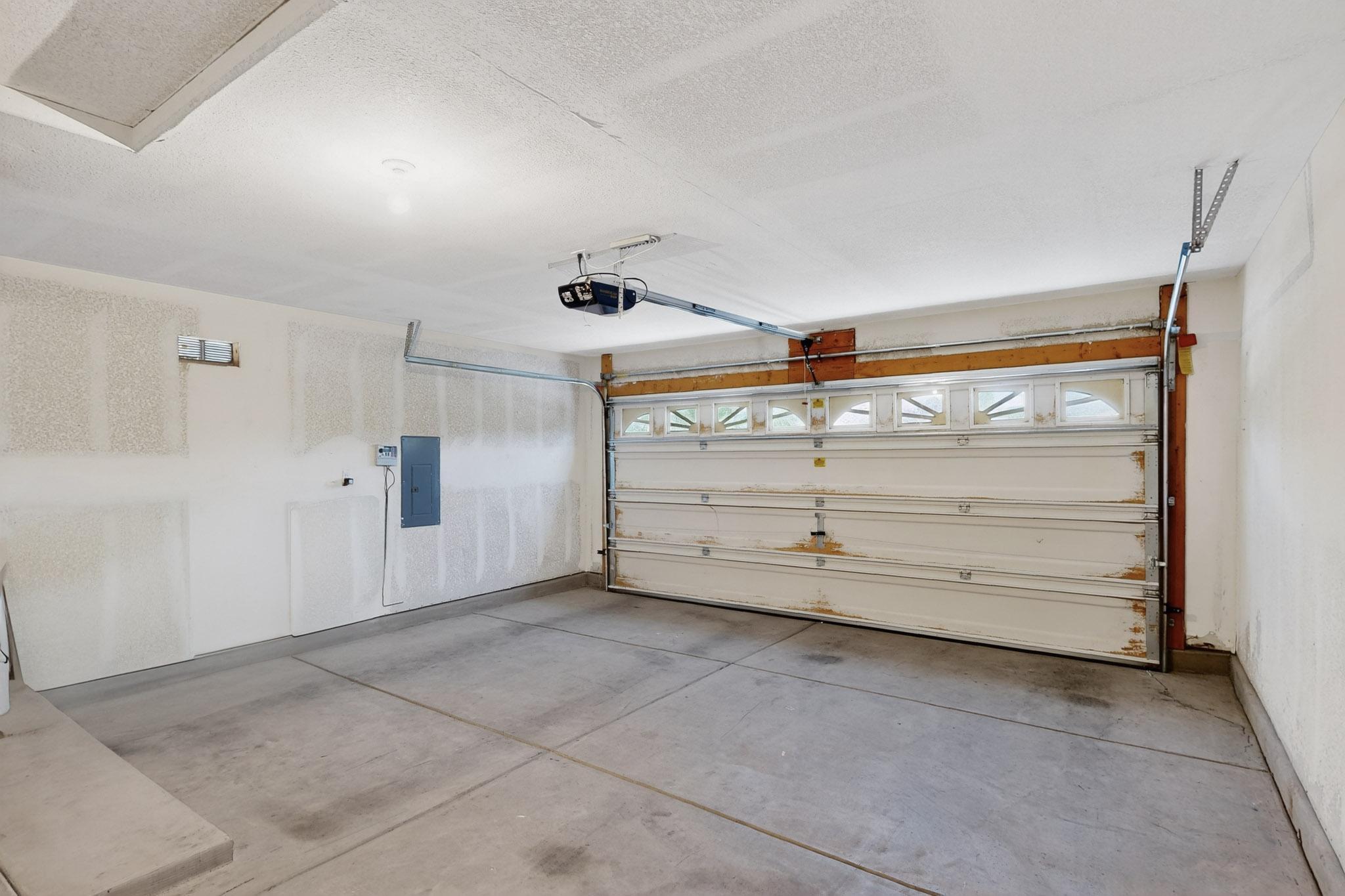 1875 War Admiral Drive SE