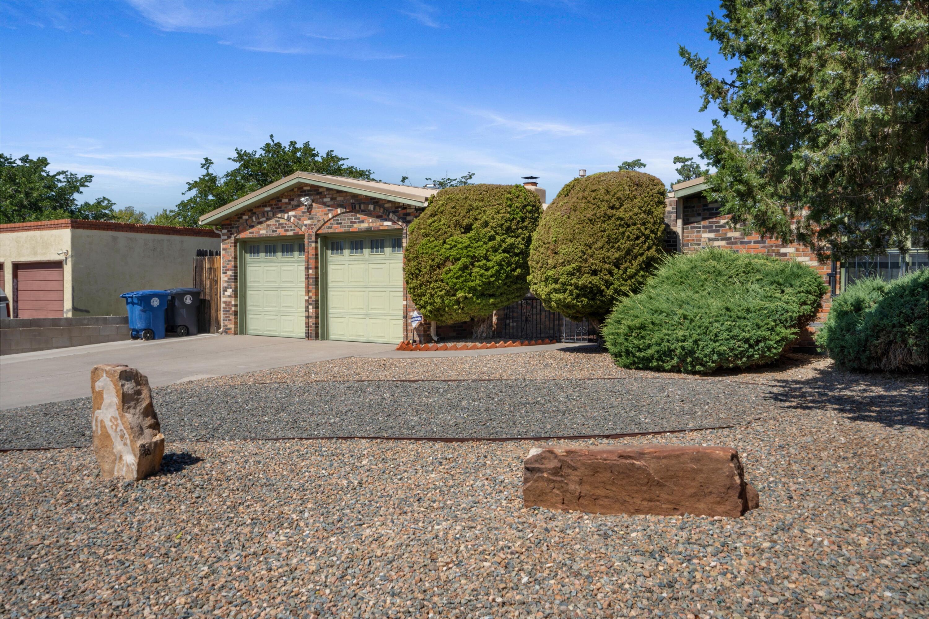 3719 Valerie Place NE