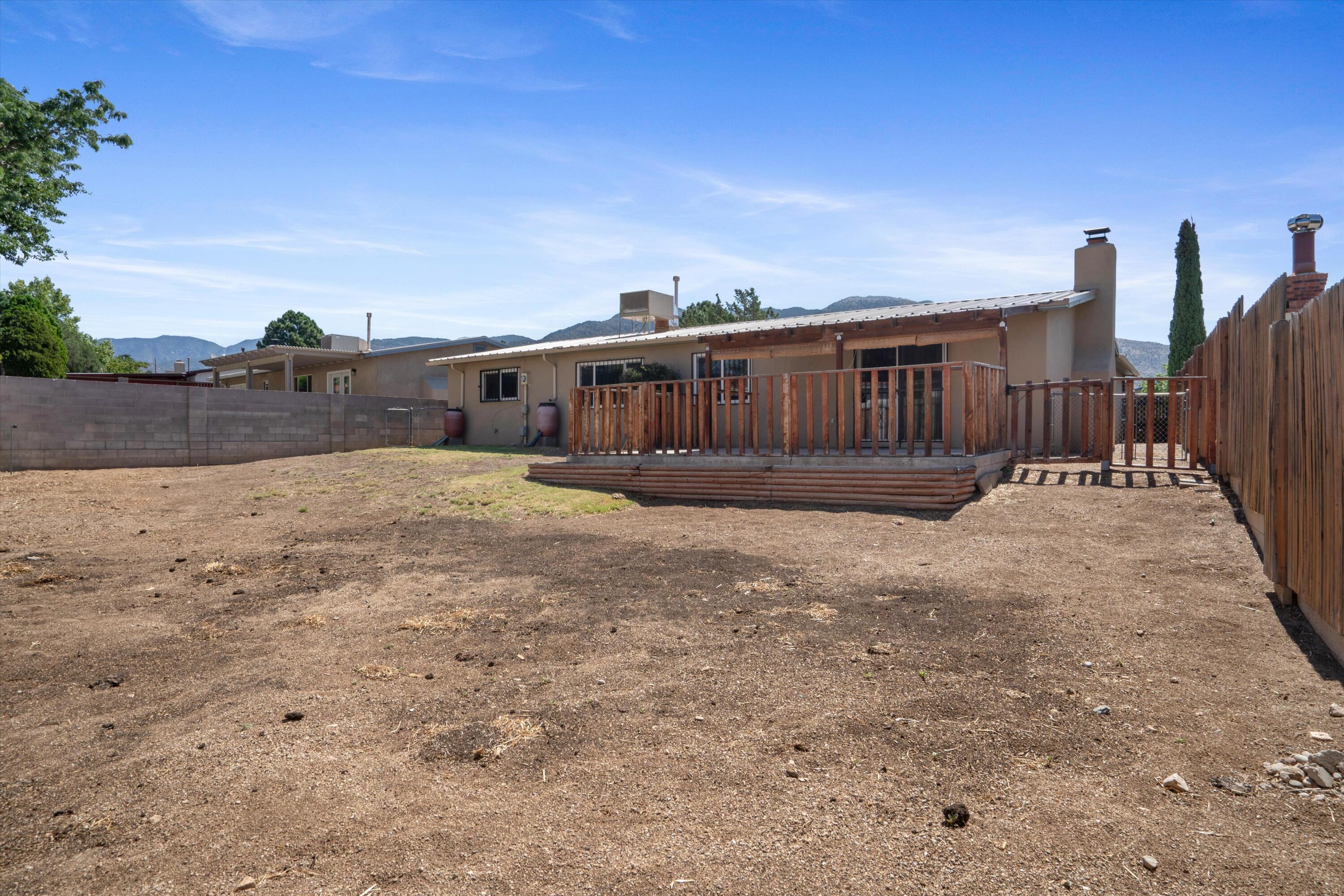 3719 Valerie Place NE