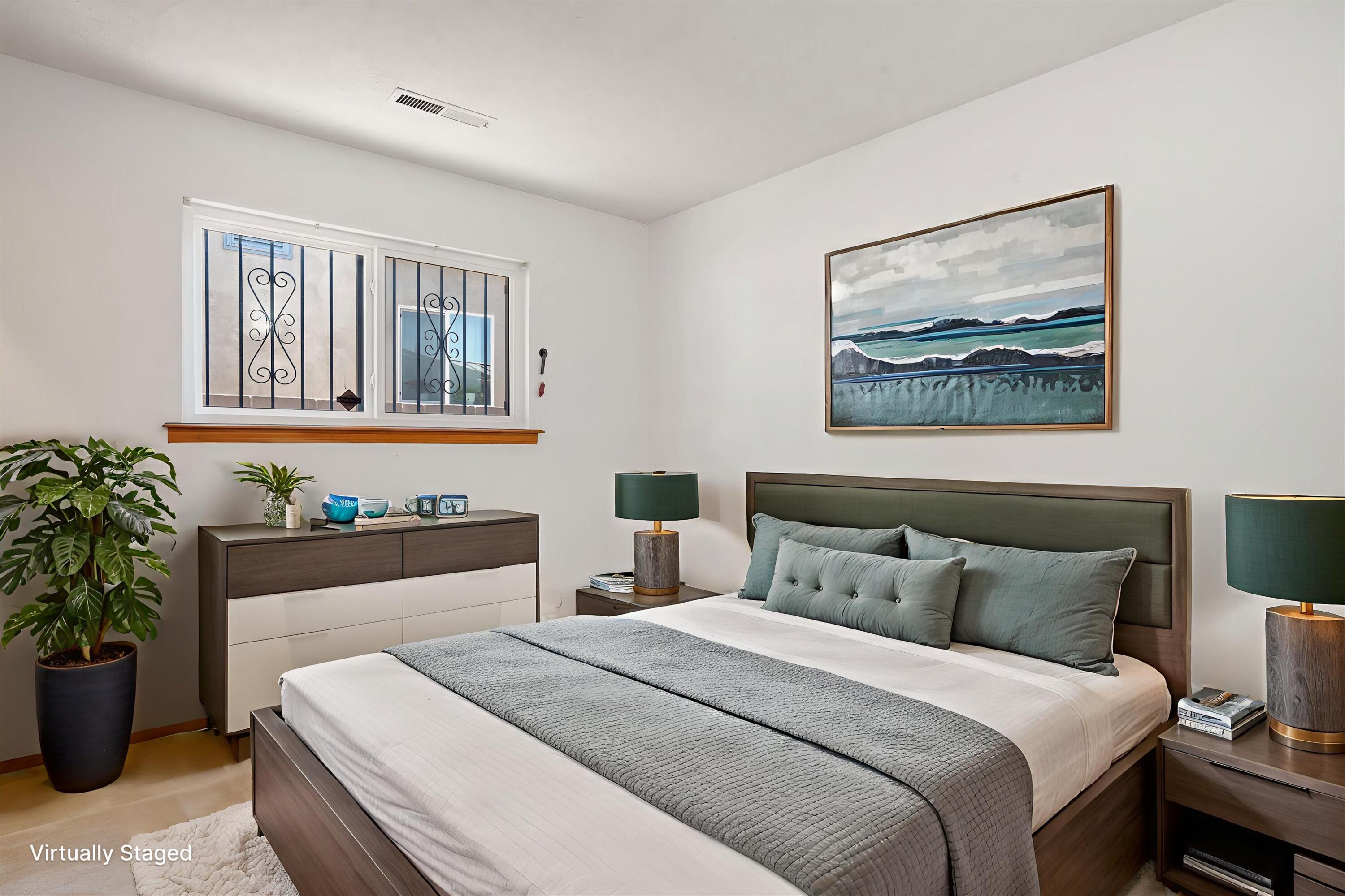 3719 Valerie Place NE