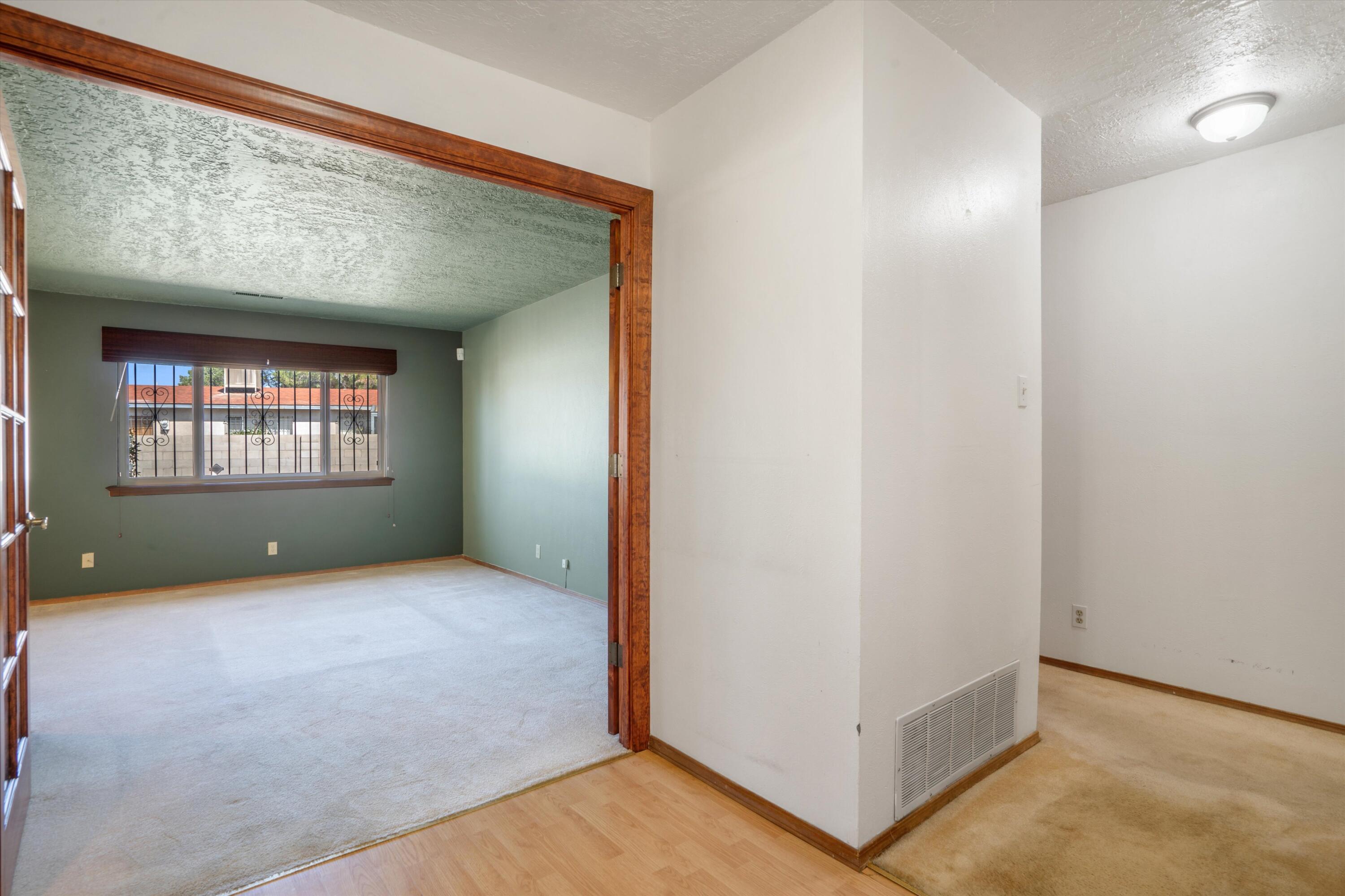 3719 Valerie Place NE