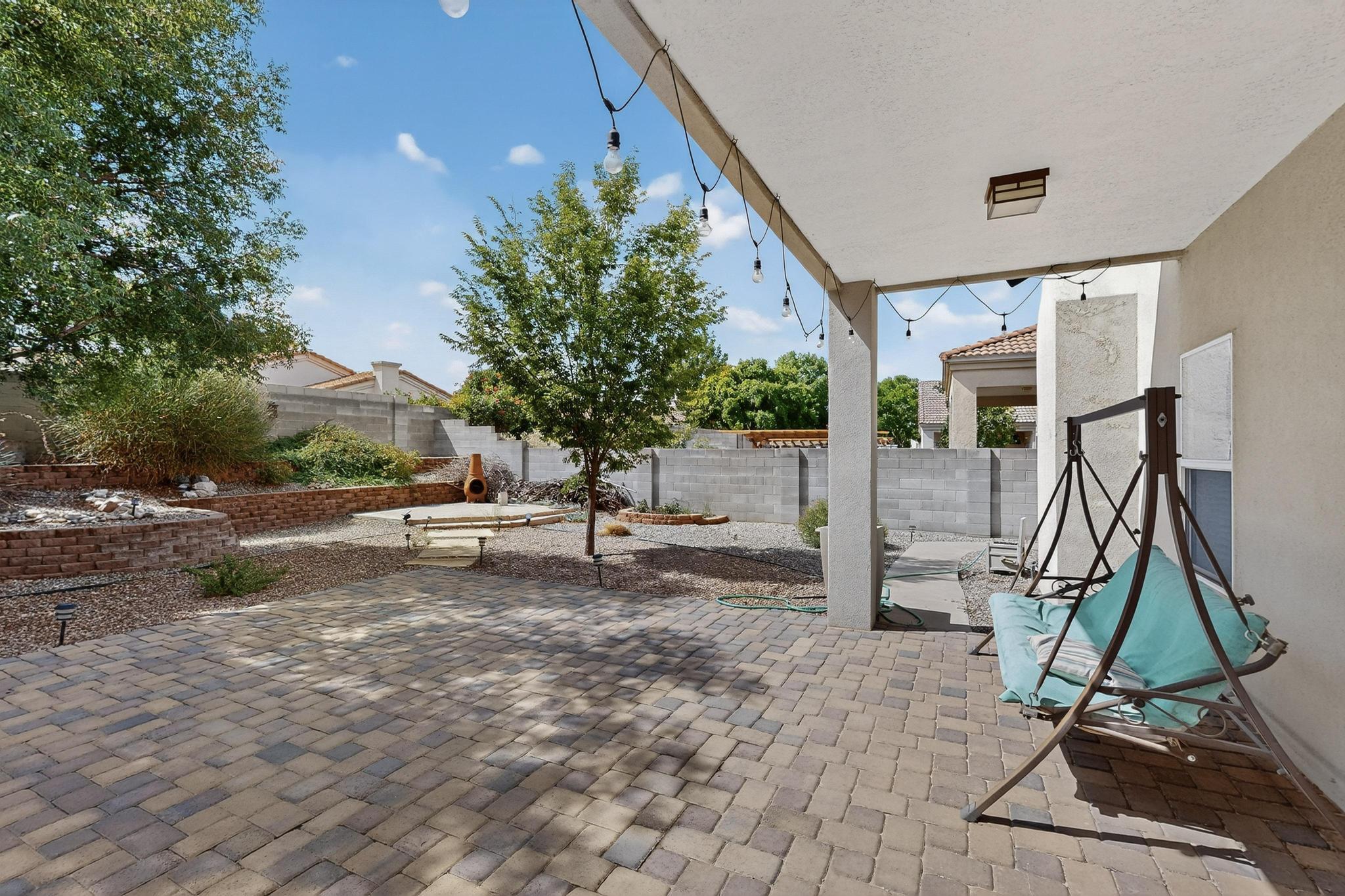 916 LOS PADRES Place SE