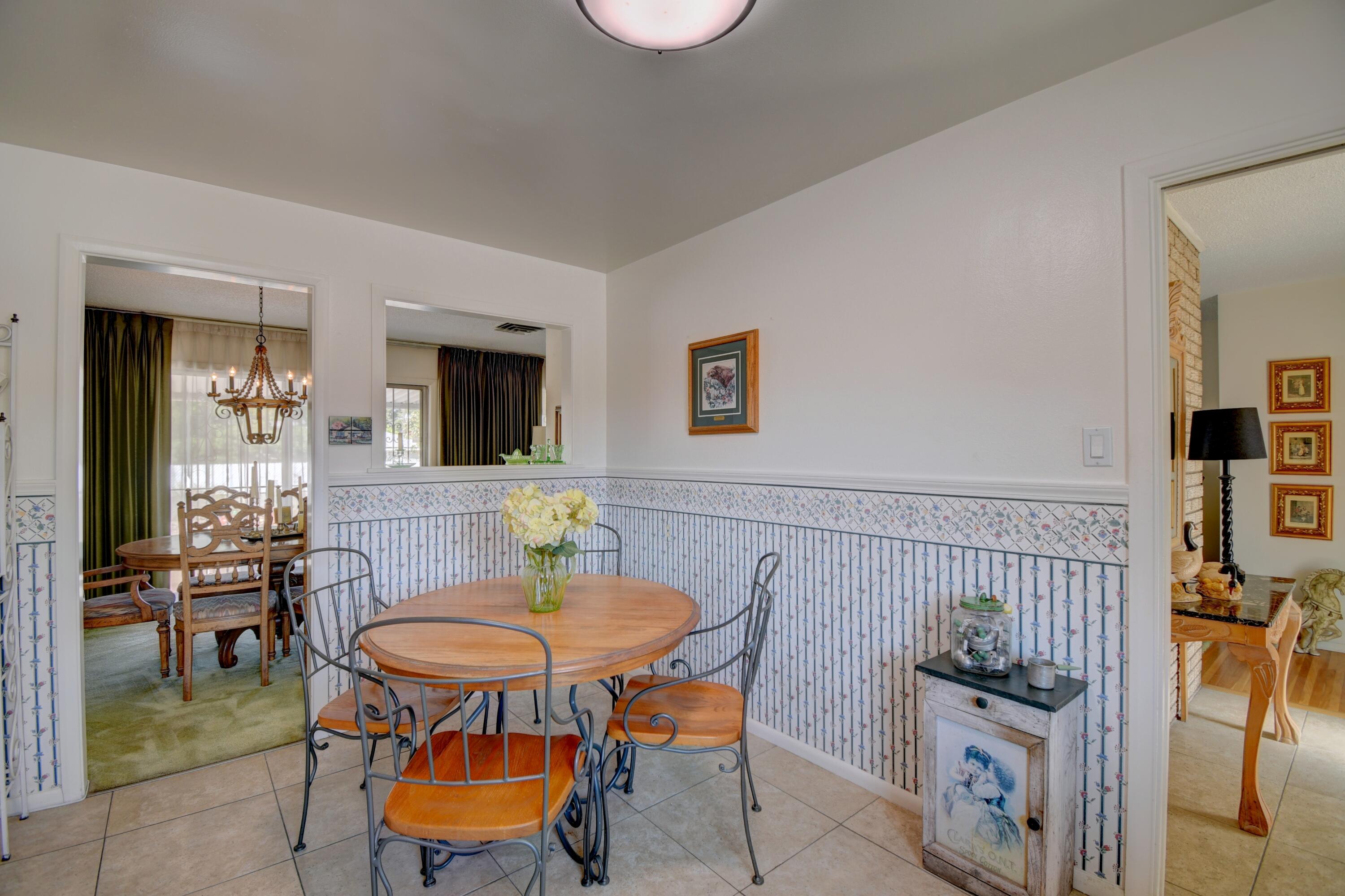 6904 EDWINA Avenue NE