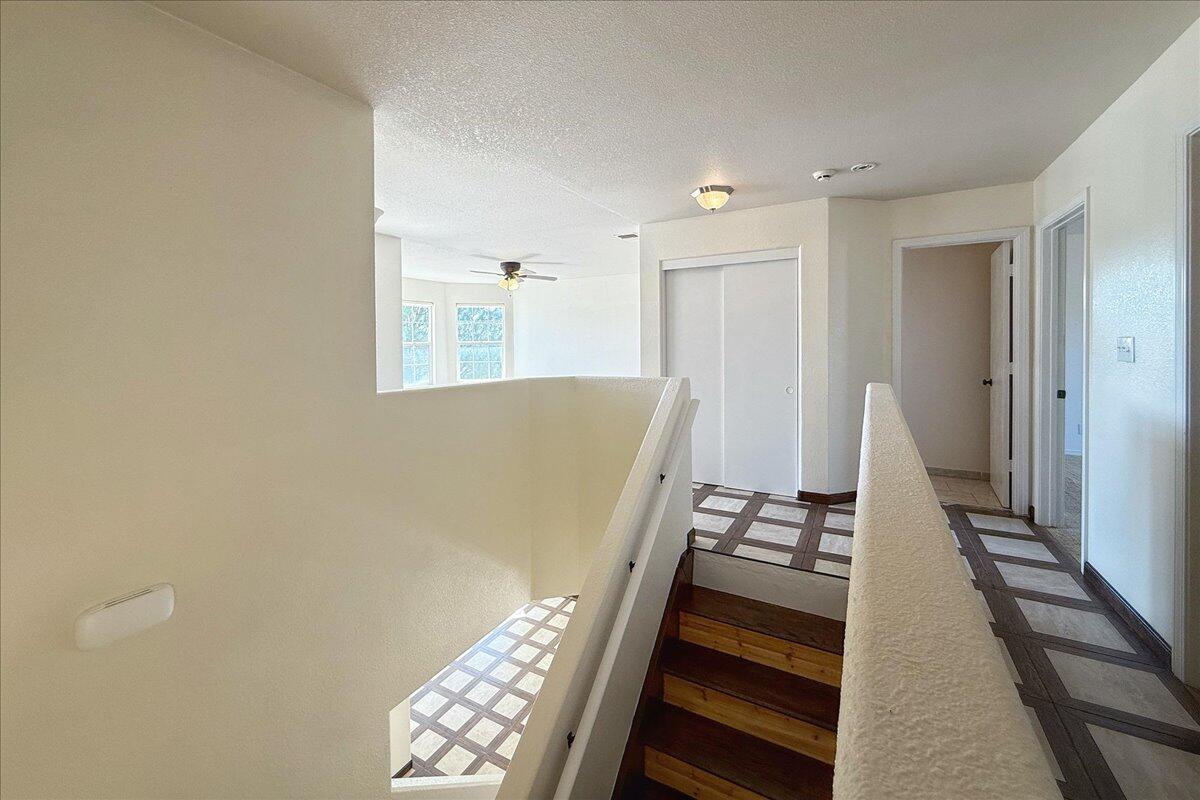 3043 LOGAN MEADOWS Drive NE