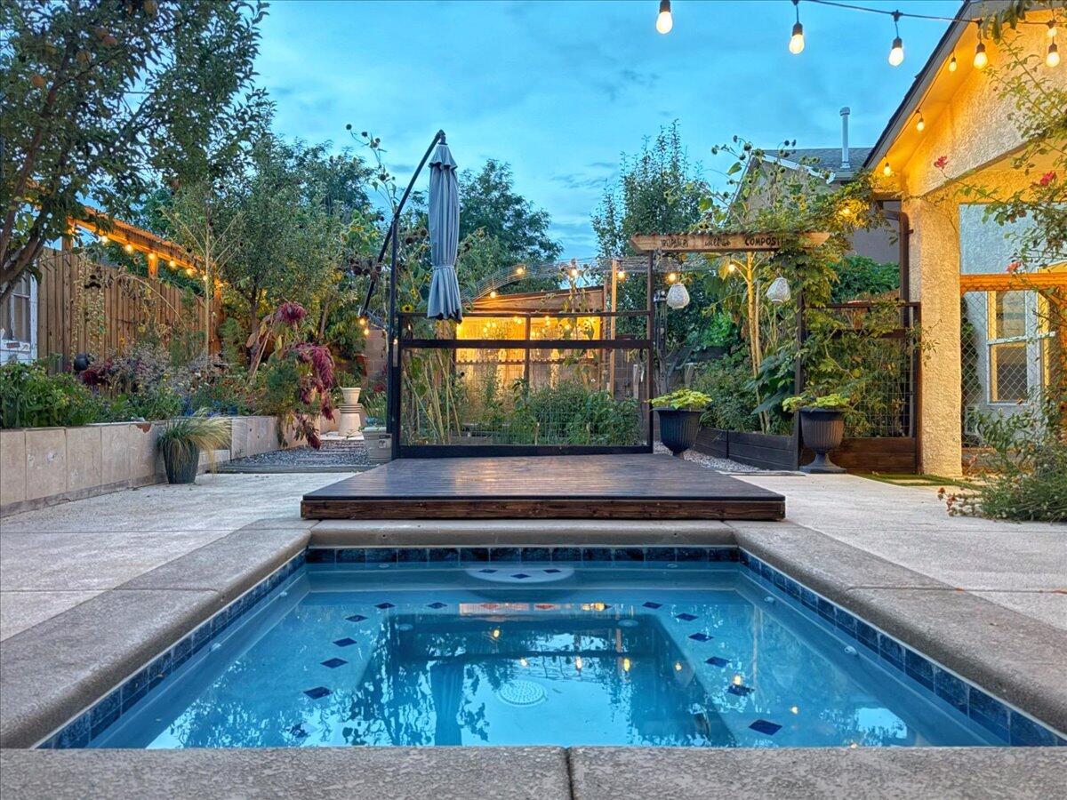 3043 LOGAN MEADOWS Drive NE