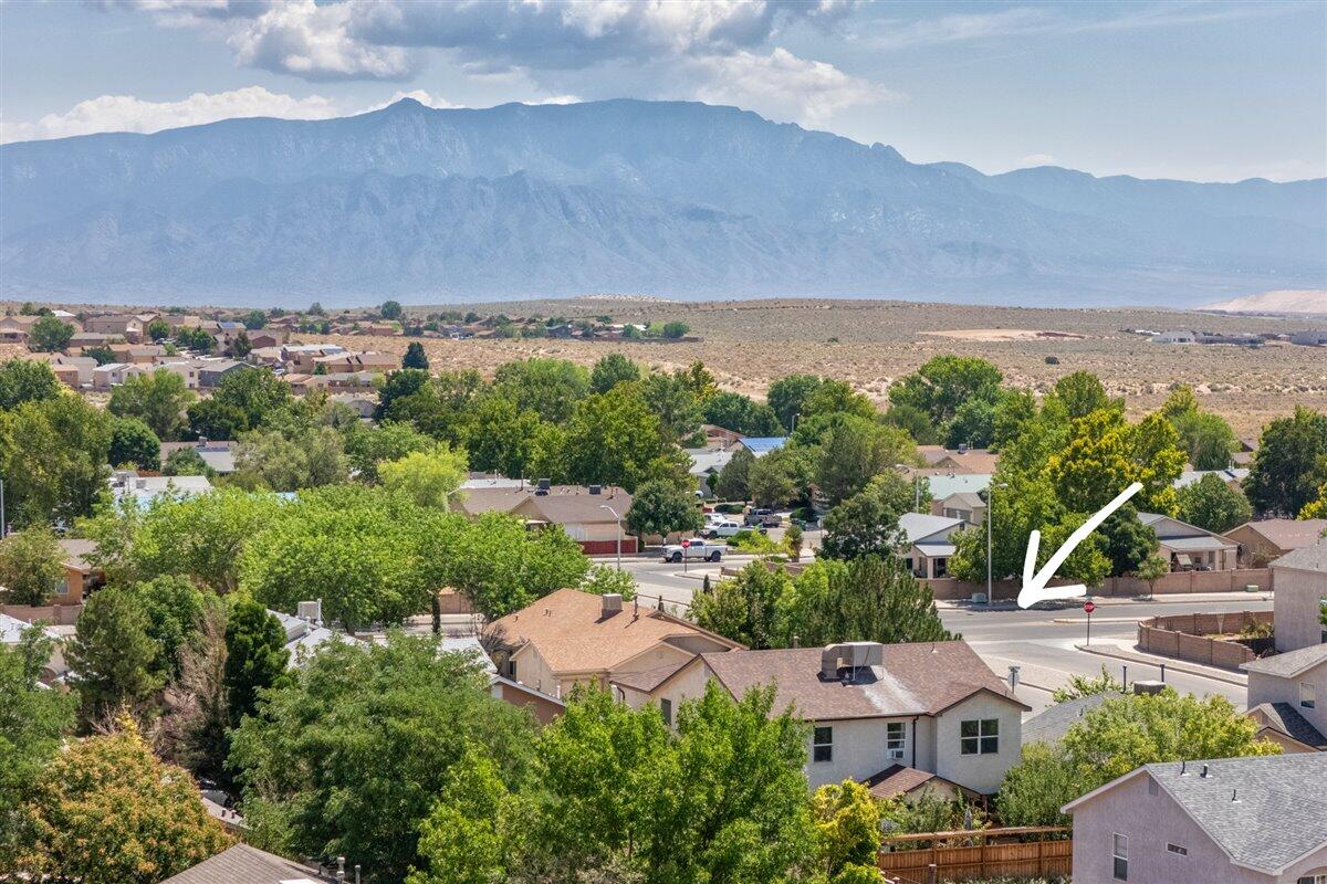 3043 LOGAN MEADOWS Drive NE