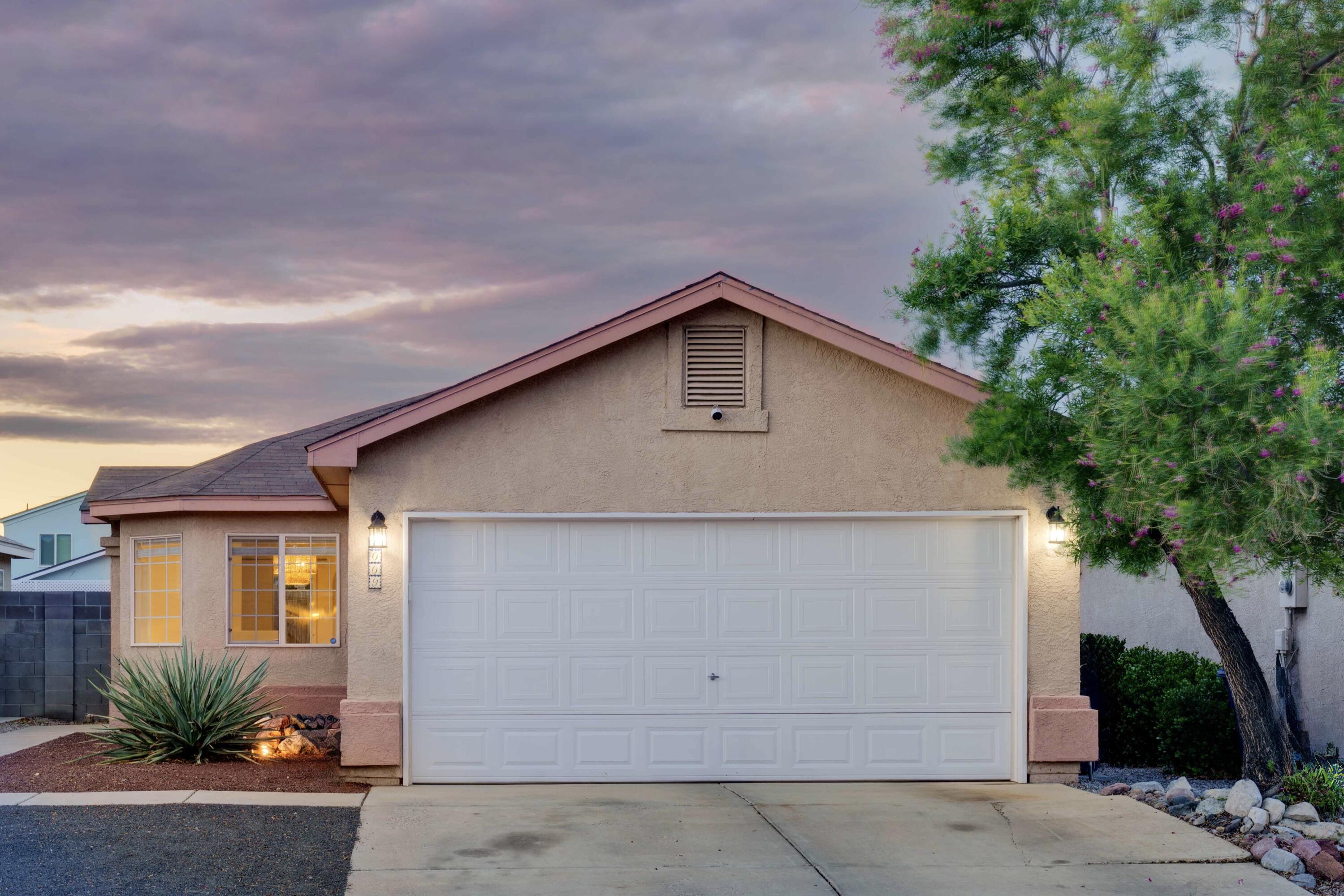 8009 Vista Estrella Lane SW