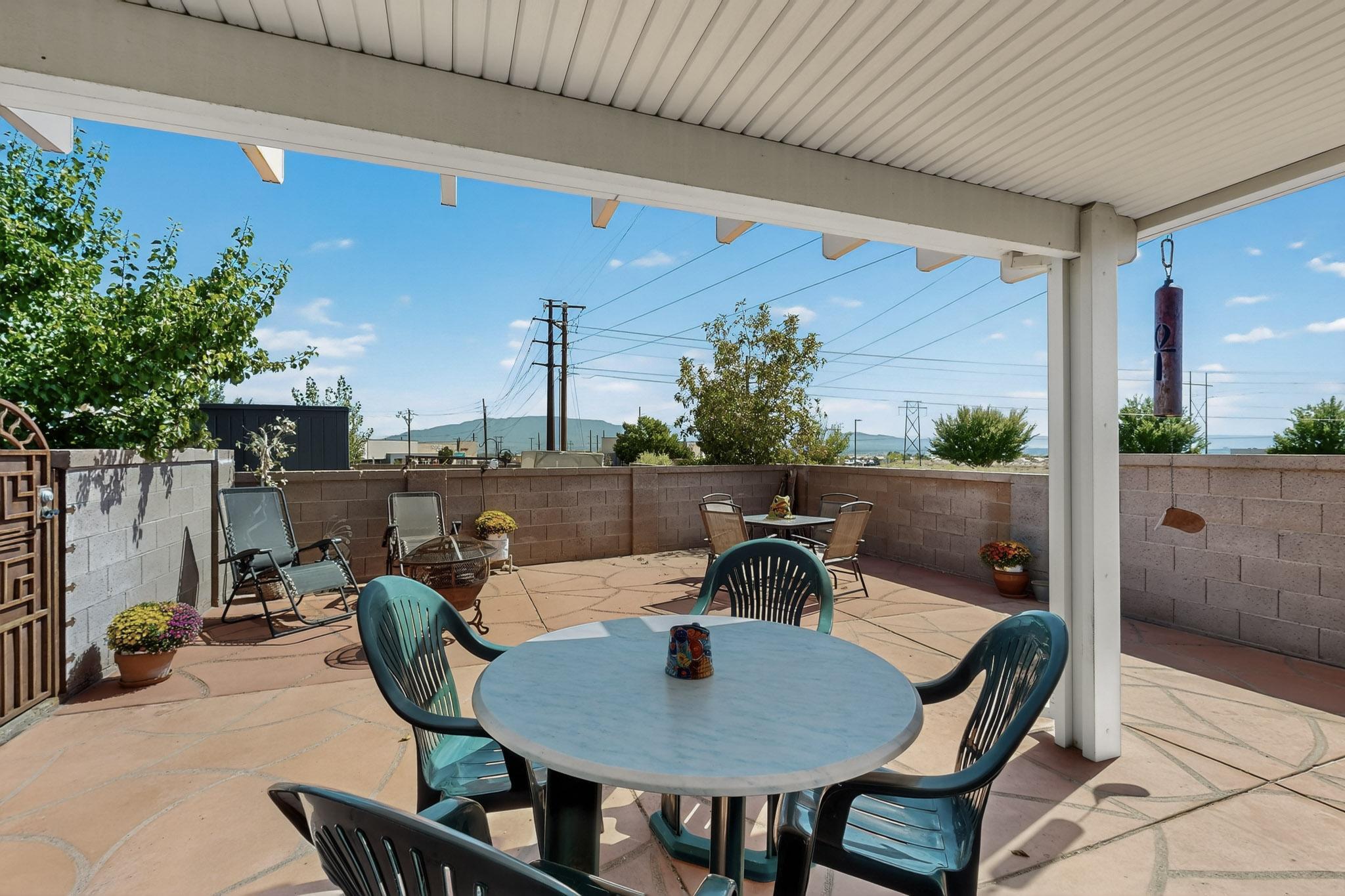 8004 CORTE DEL VIENTO NW