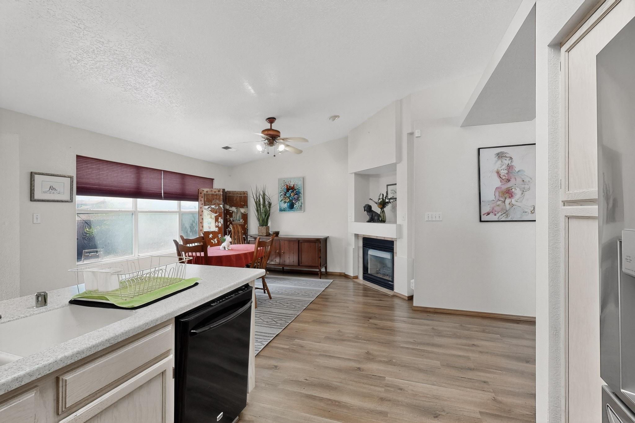 8004 CORTE DEL VIENTO NW