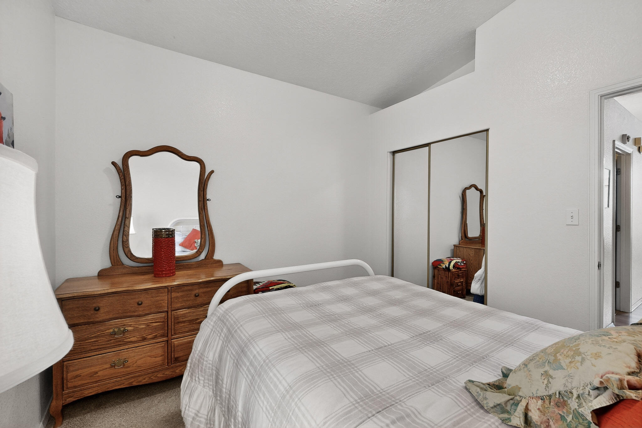 8004 CORTE DEL VIENTO NW