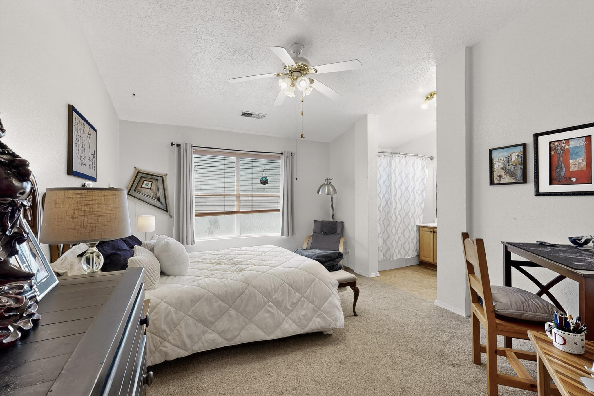 8004 CORTE DEL VIENTO NW