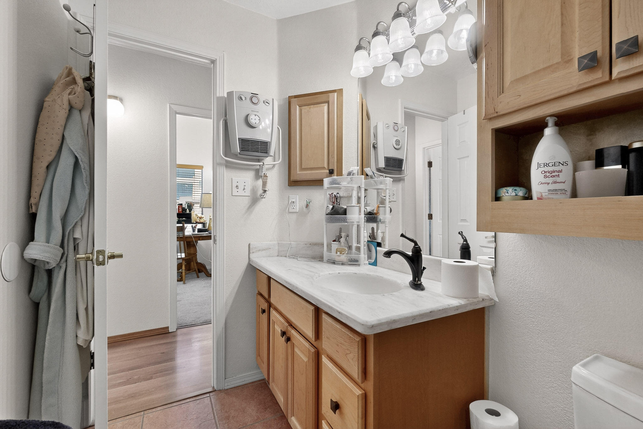 8004 CORTE DEL VIENTO NW