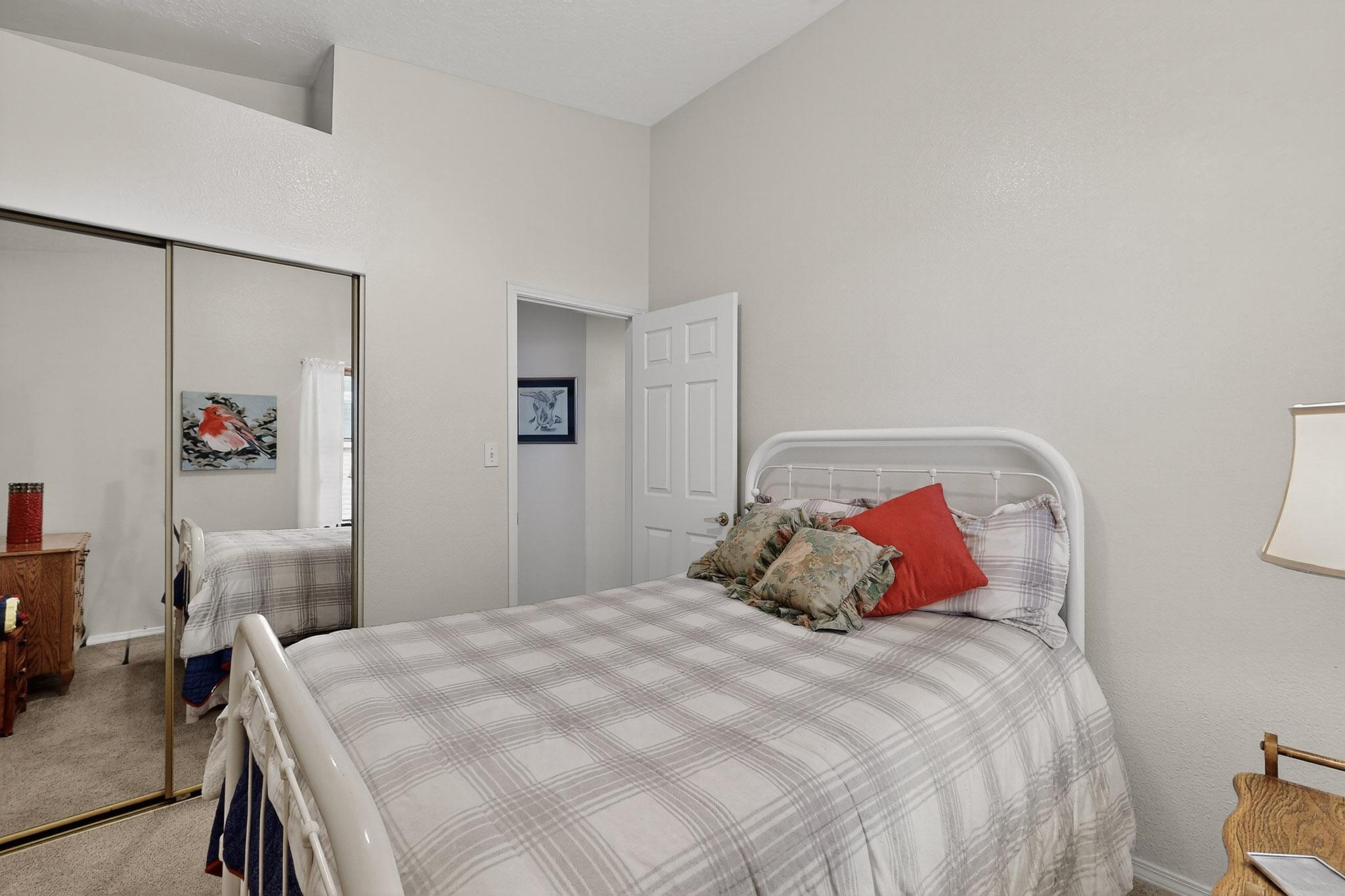 8004 CORTE DEL VIENTO NW