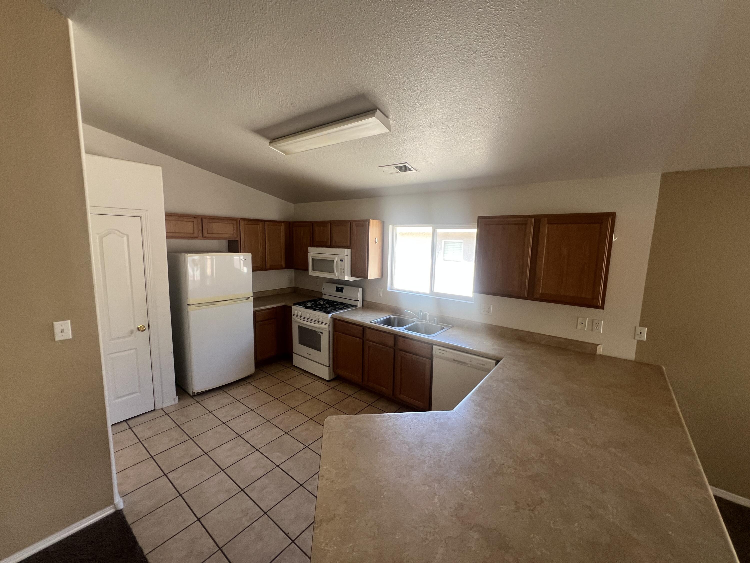 461 PEACEFUL MEADOWS Drive NE