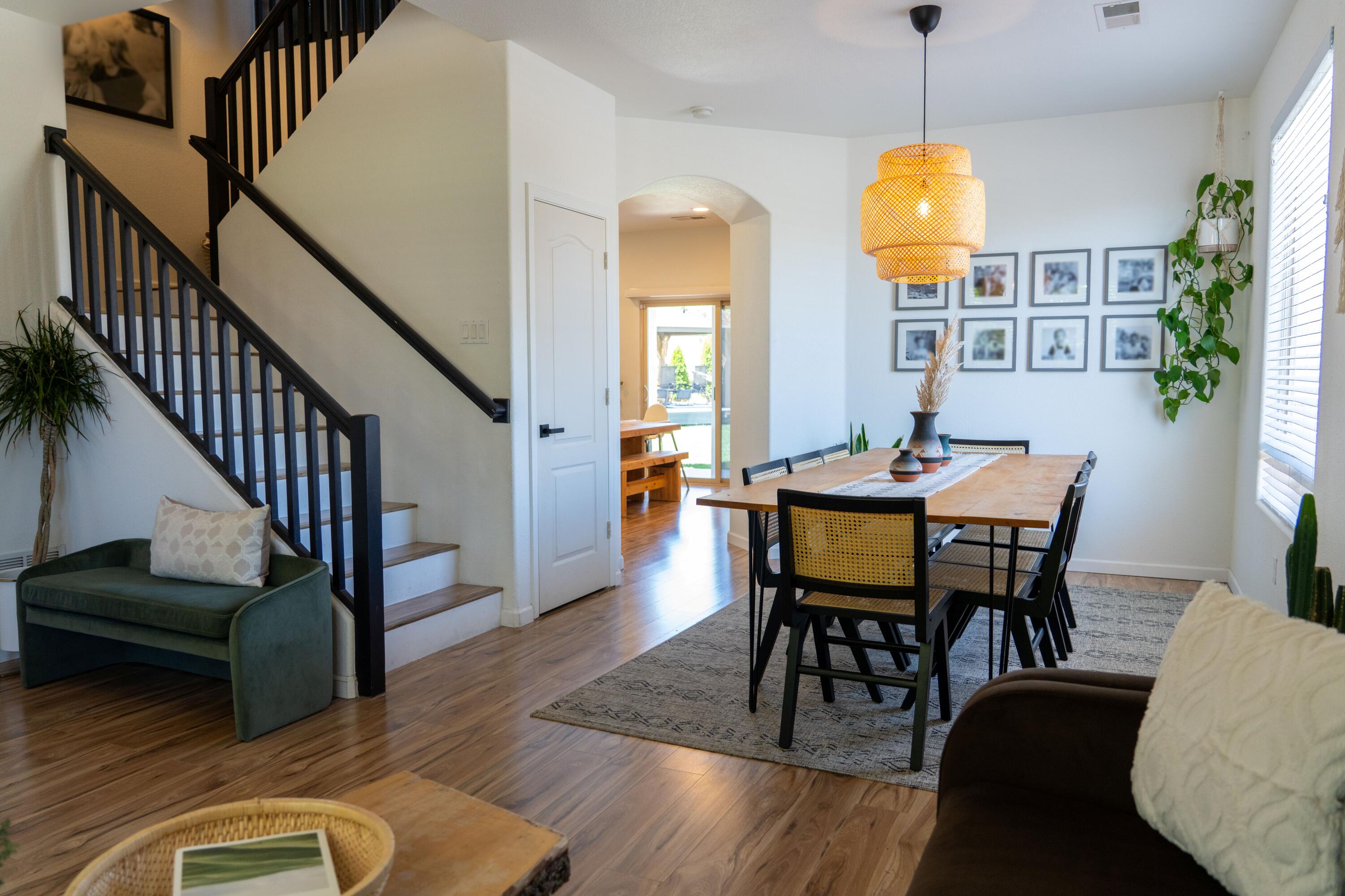 10505 OSO RIDGE Place NW