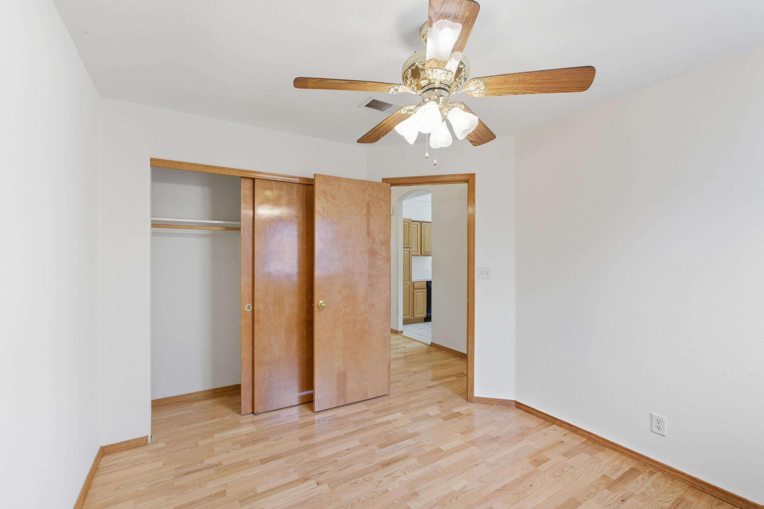 1666 LOS CERRITOS Road NW