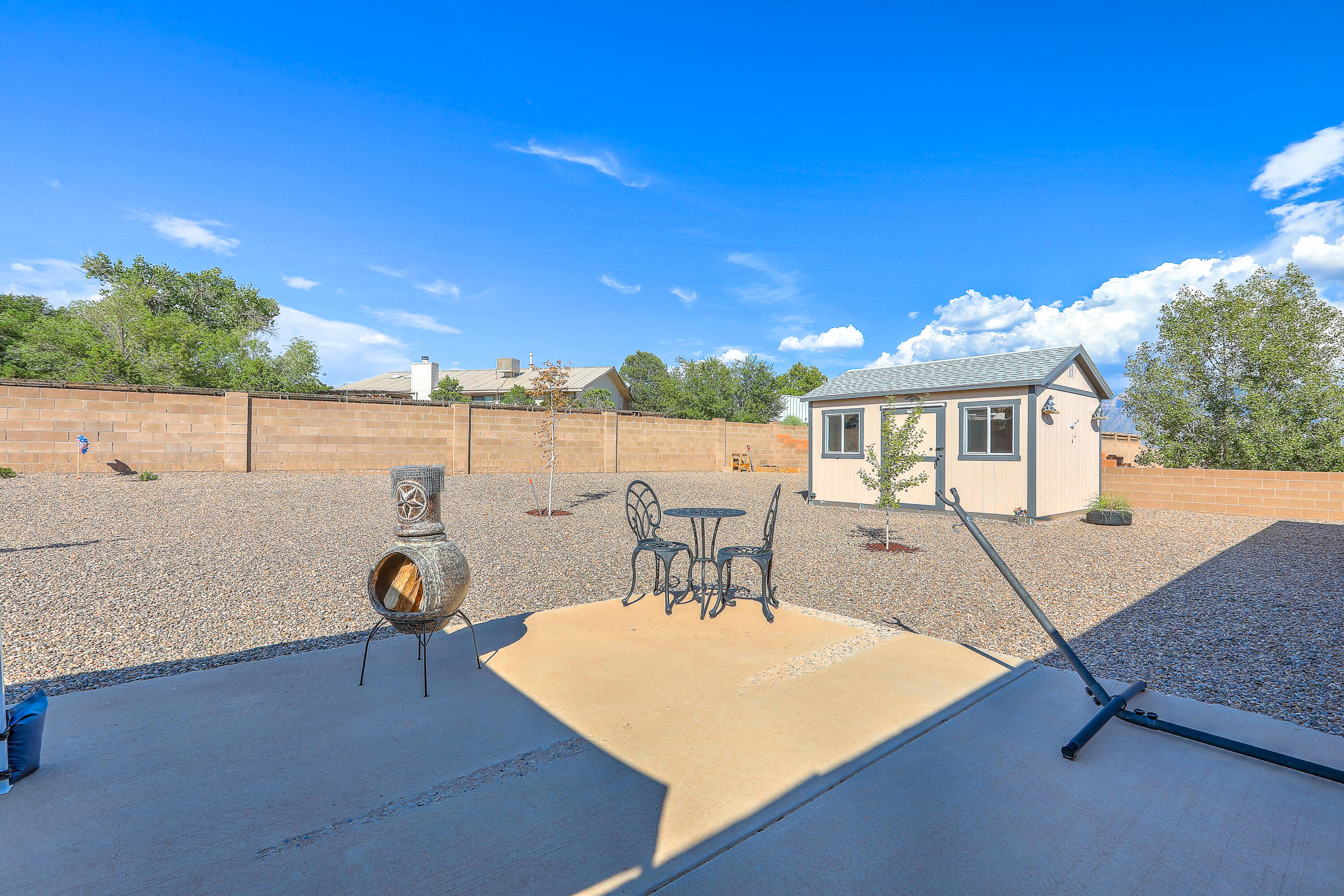 4405 PUMICE Drive NE