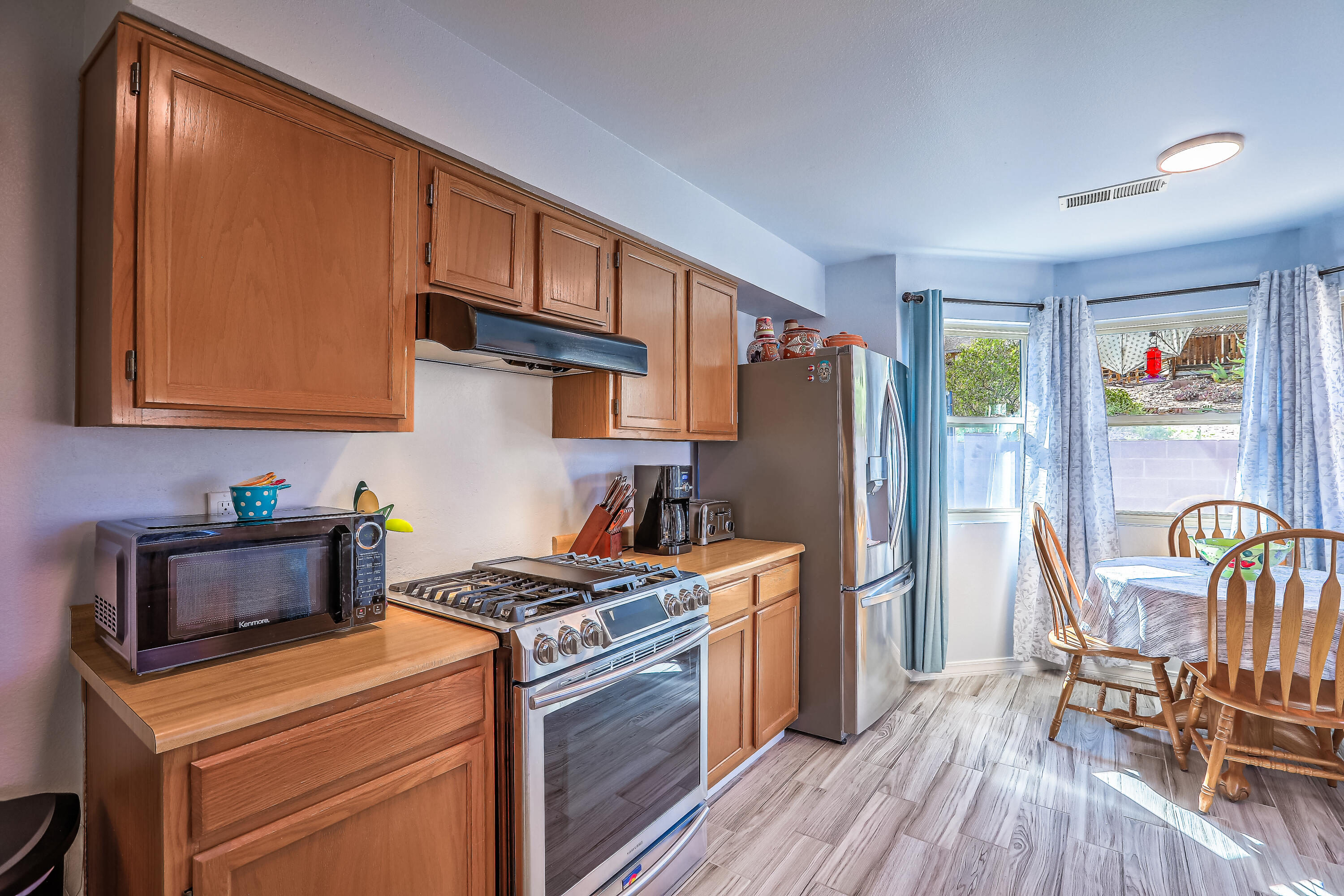 4405 PUMICE Drive NE