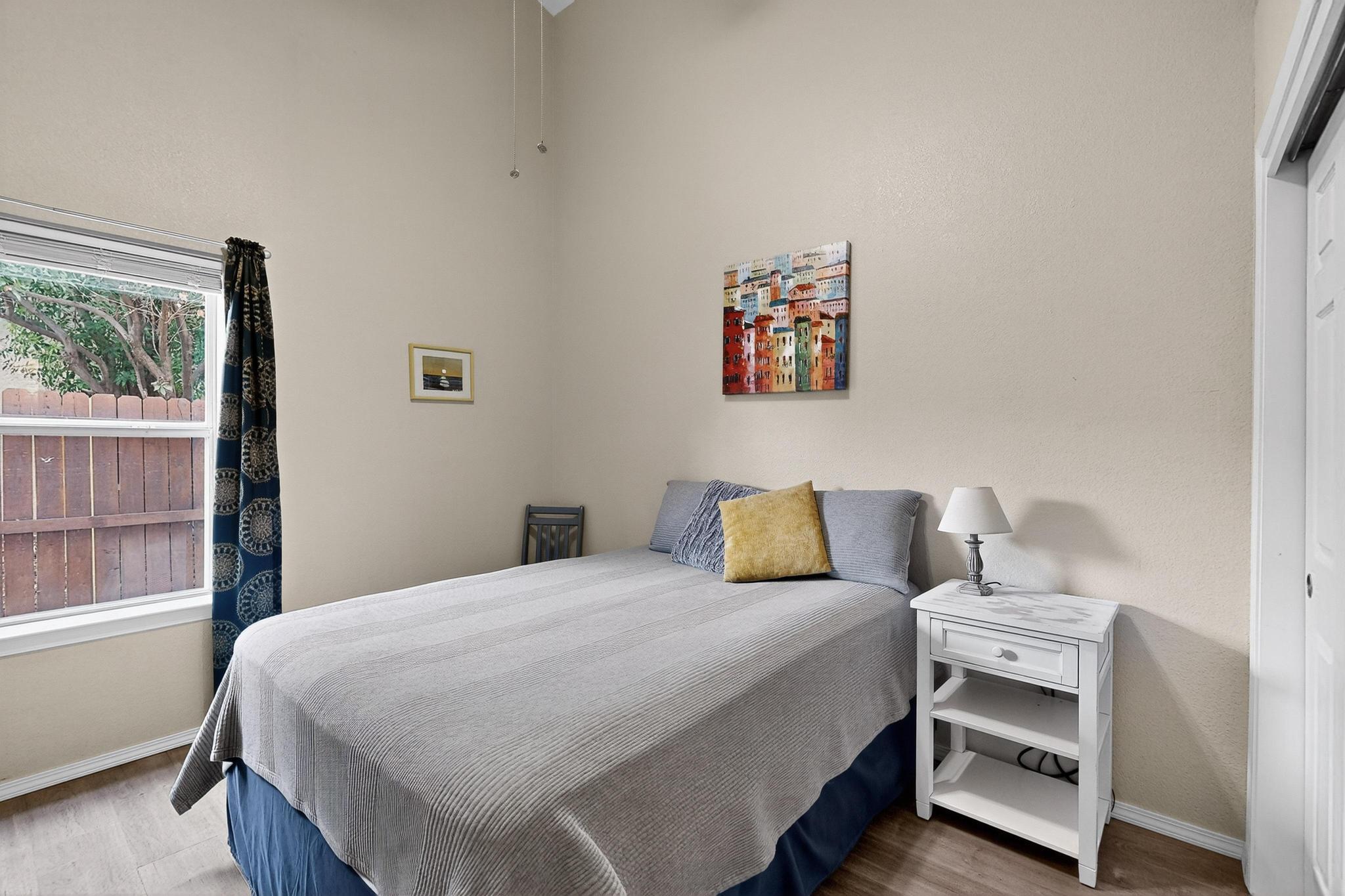 6705 MESA SOLANA Place NW