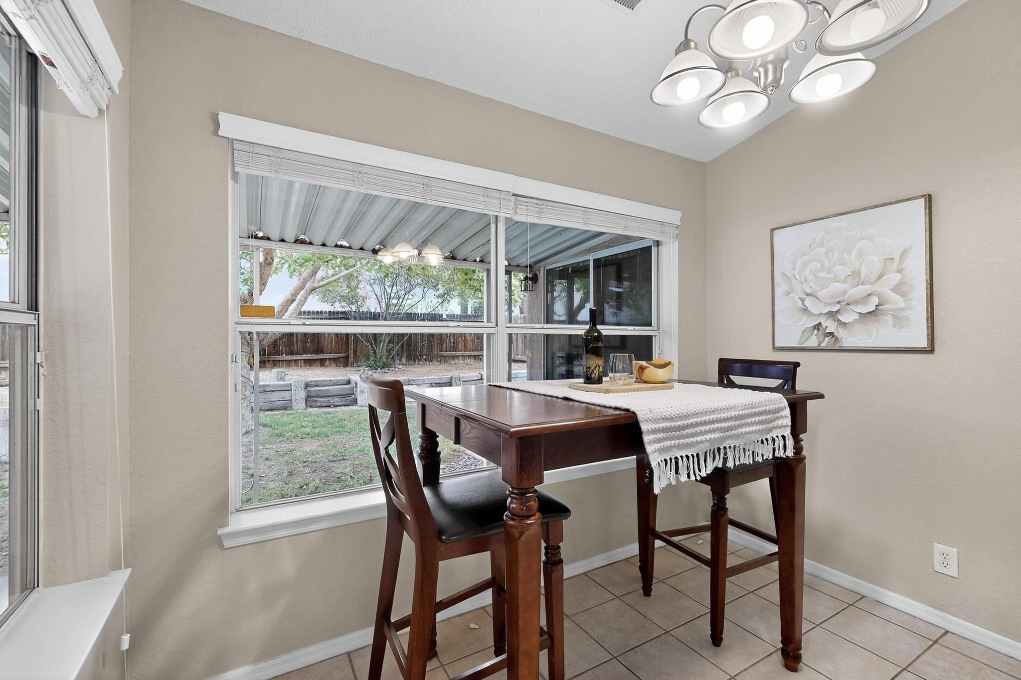 6705 MESA SOLANA Place NW