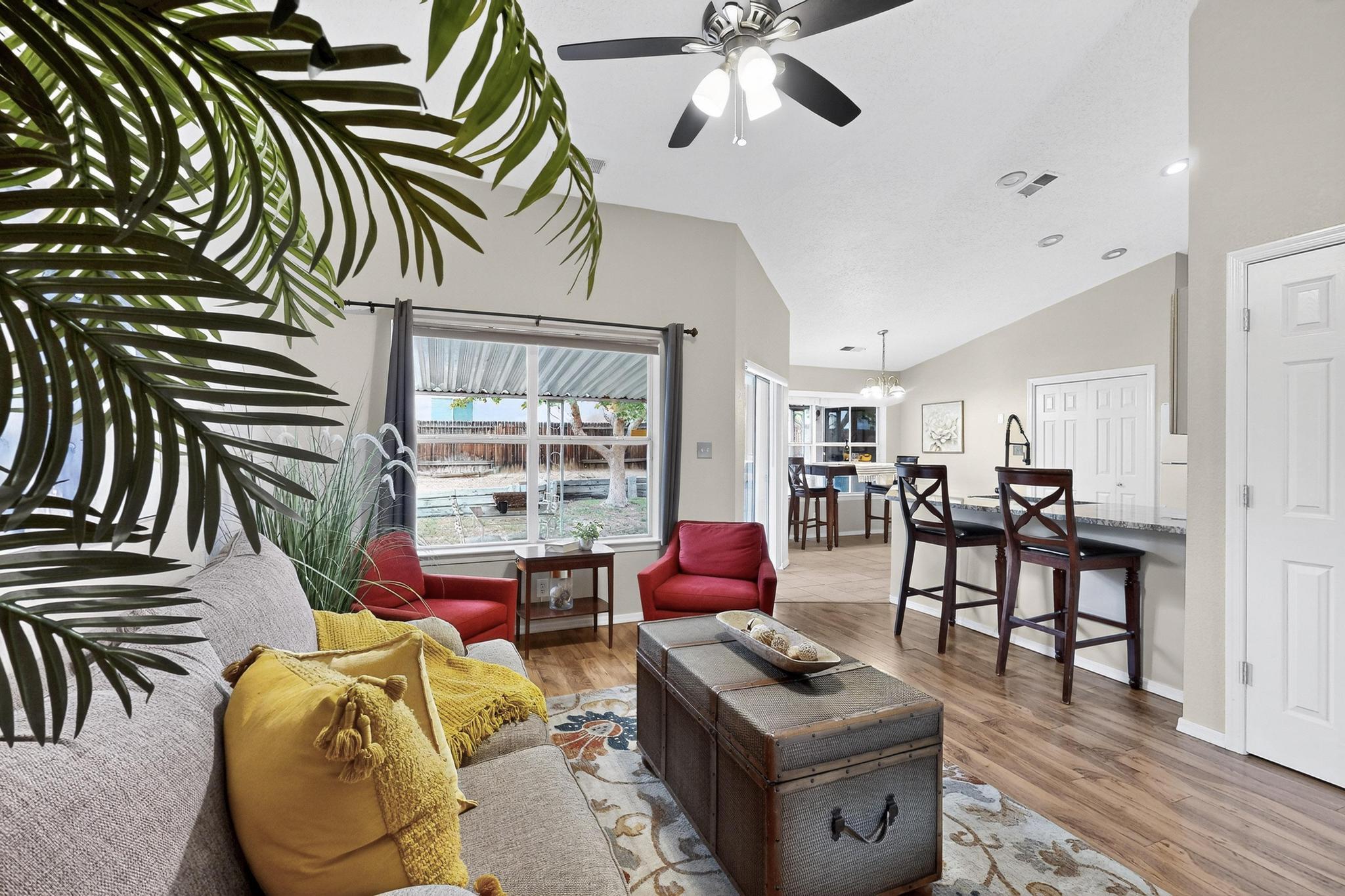 6705 MESA SOLANA Place NW