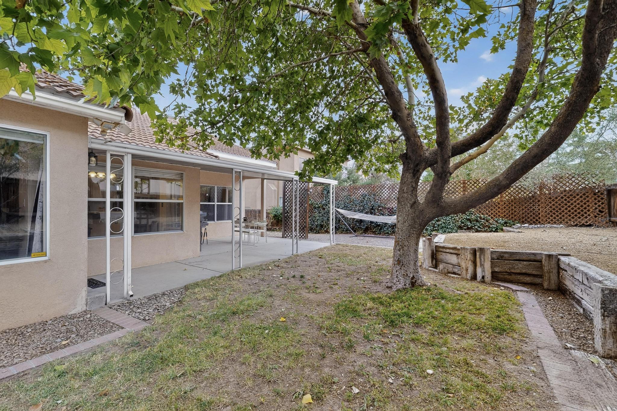 6705 MESA SOLANA Place NW