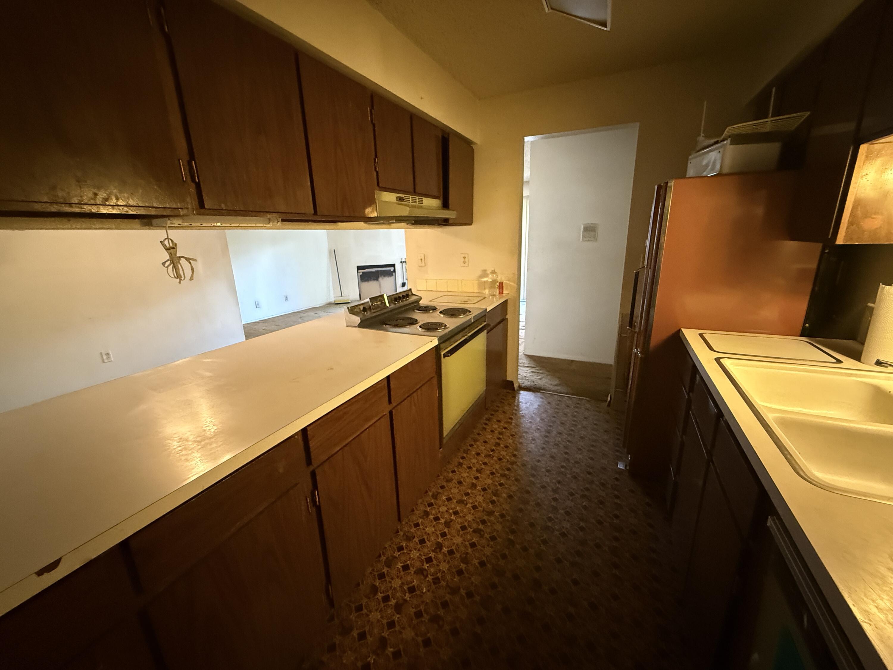 3831 MONTGOMERY Boulevard NE 424