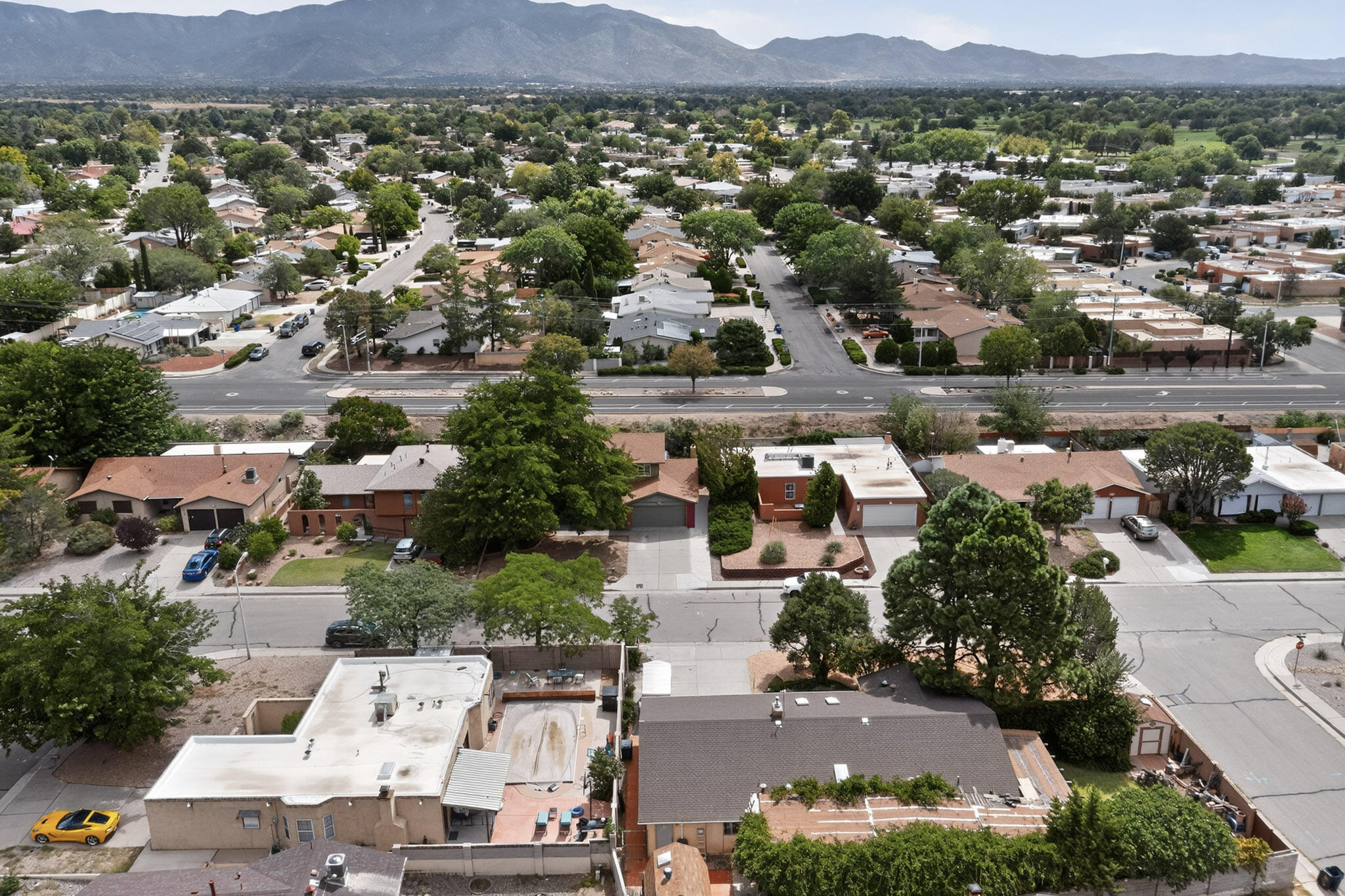 6116 DUNGAN Street NE