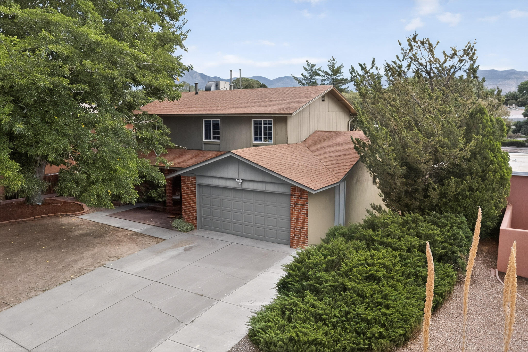 6116 DUNGAN Street NE