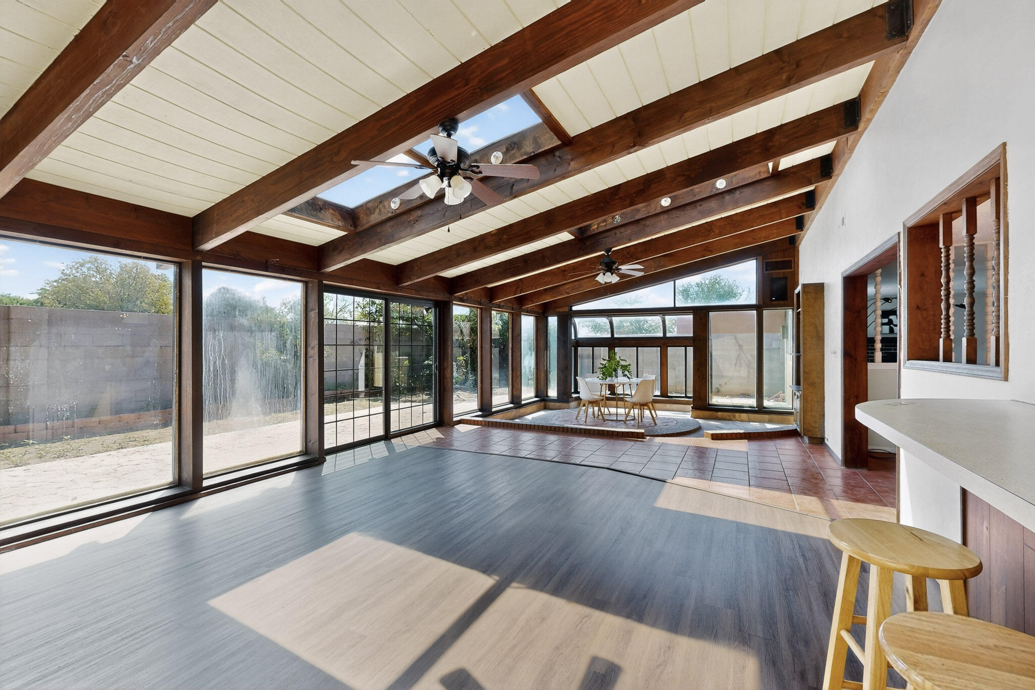 6116 DUNGAN Street NE