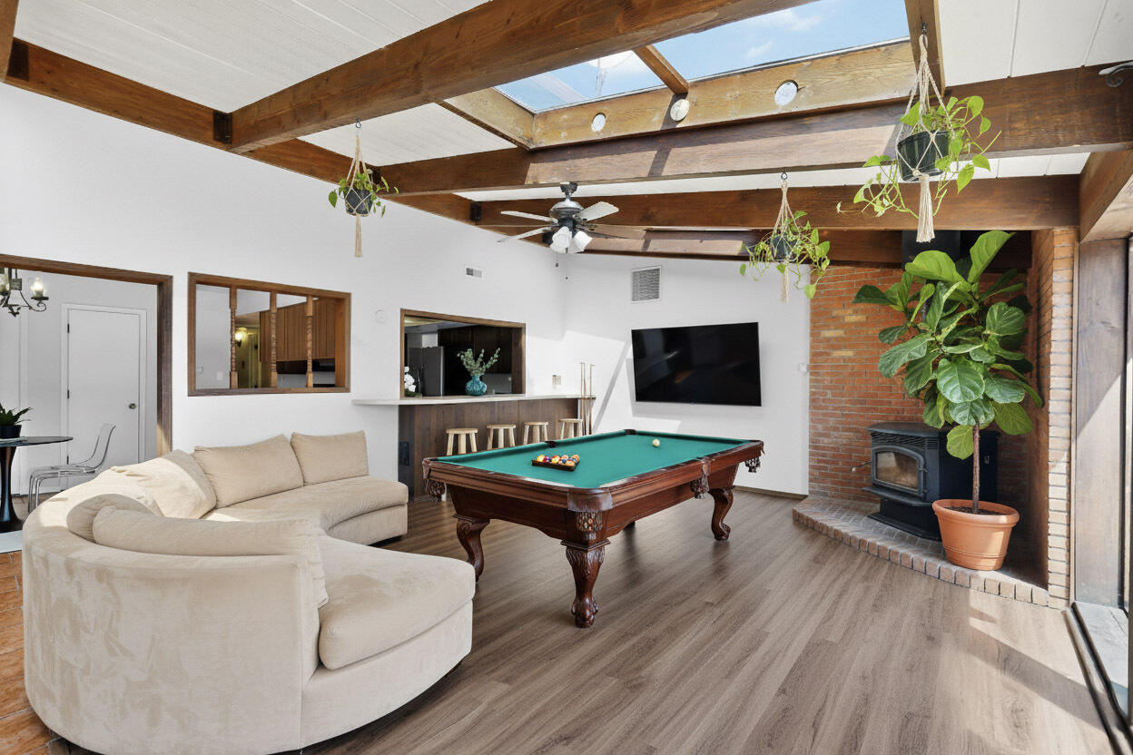 6116 DUNGAN Street NE